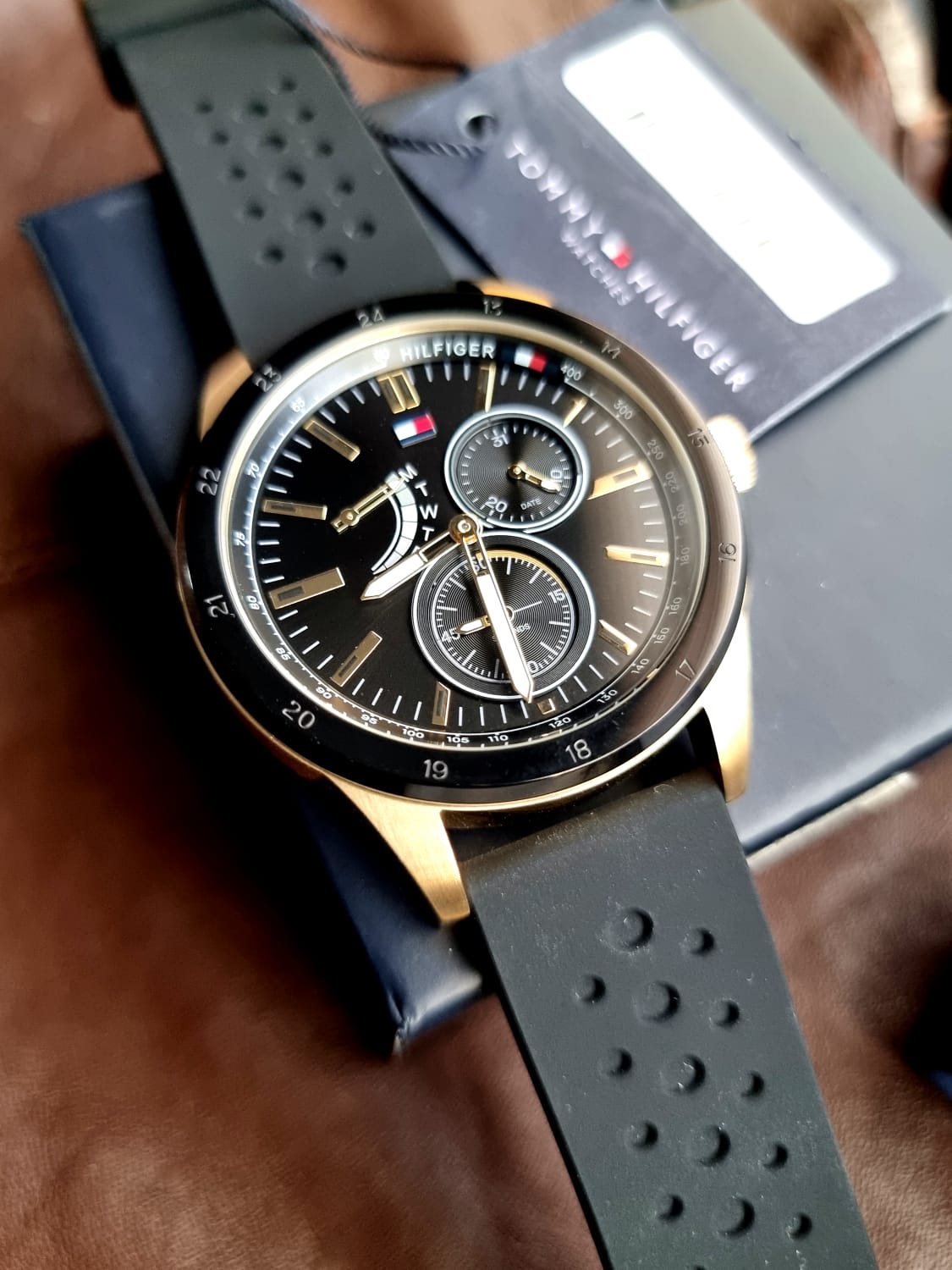 Tommy Hilfiger Men’s Quartz Black Silicone Strap Black Dial 44mm Watch 1791636