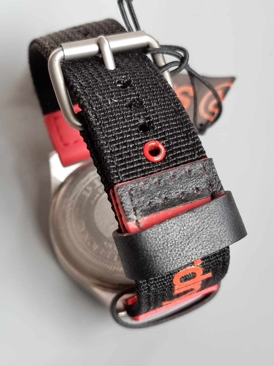 Superdry Men's Quartz Analogue Watch SYG122R Different Materials Strap, Black