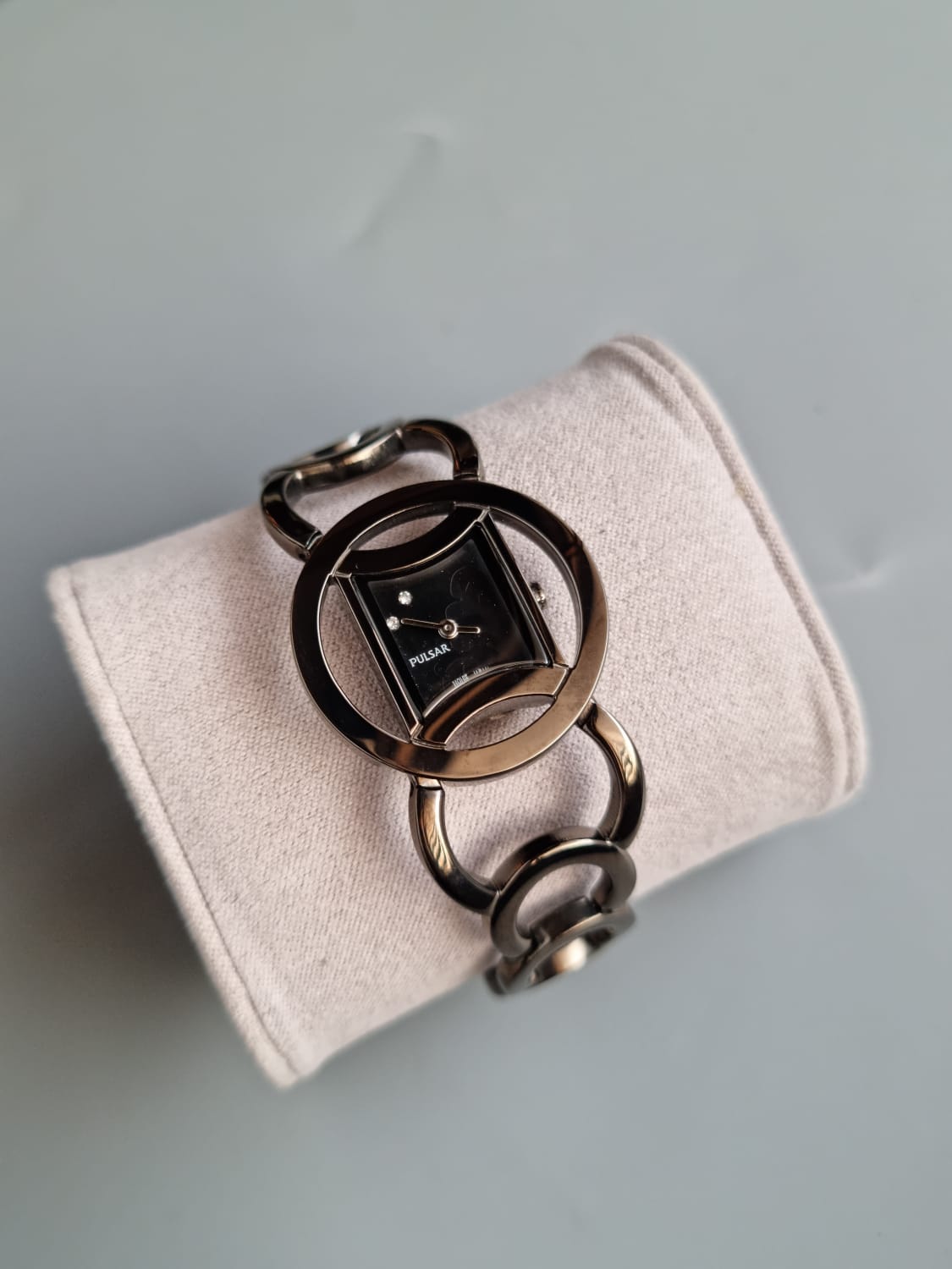 Pulsar Sub Brand Of Seiko Loop Chain Black