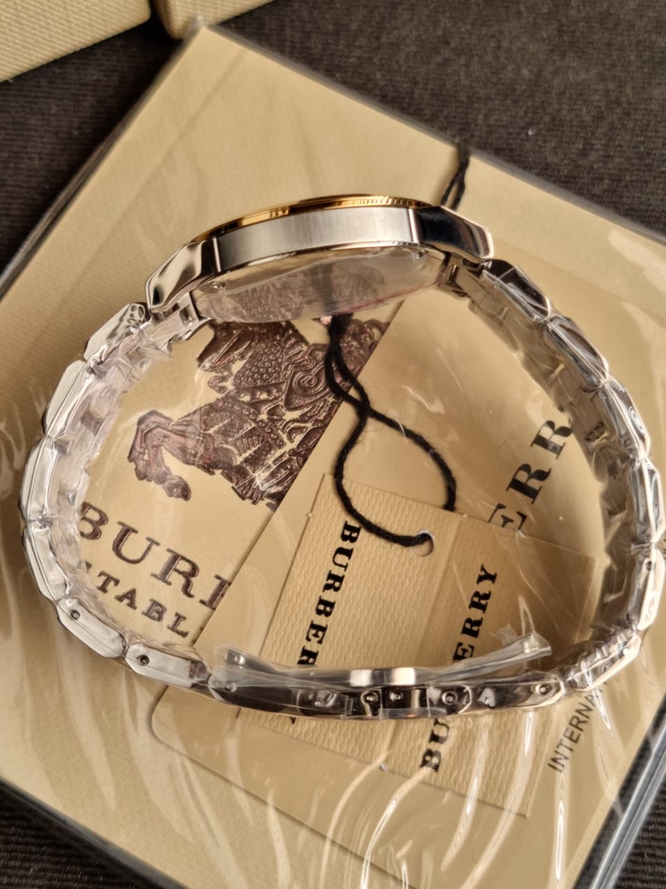 BURBERRY Silver Dial Two-tone Silver and Gold-tone Bracelet Ladies Watch BU9115