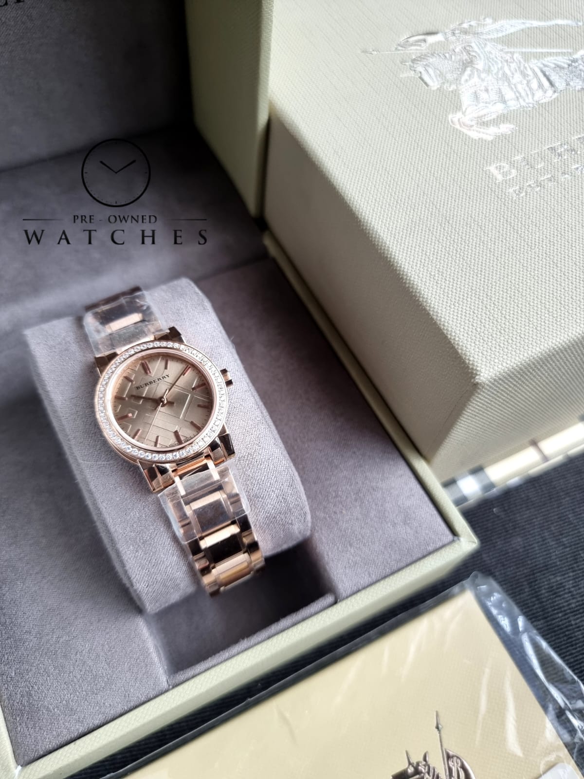 BURBERRY Rose Dial Diamond-set Bezel Rose Gold-tone Ladies Watch BU9225