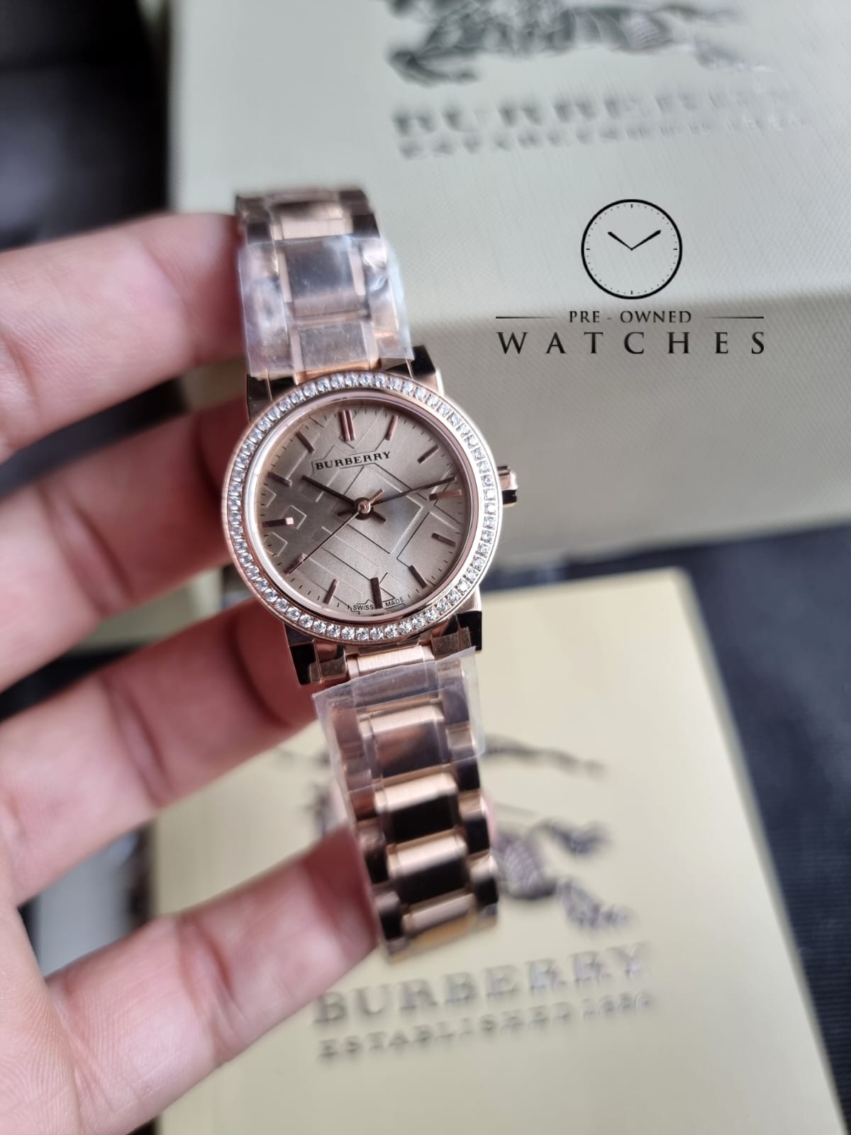 BURBERRY Rose Dial Diamond-set Bezel Rose Gold-tone Ladies Watch BU9225