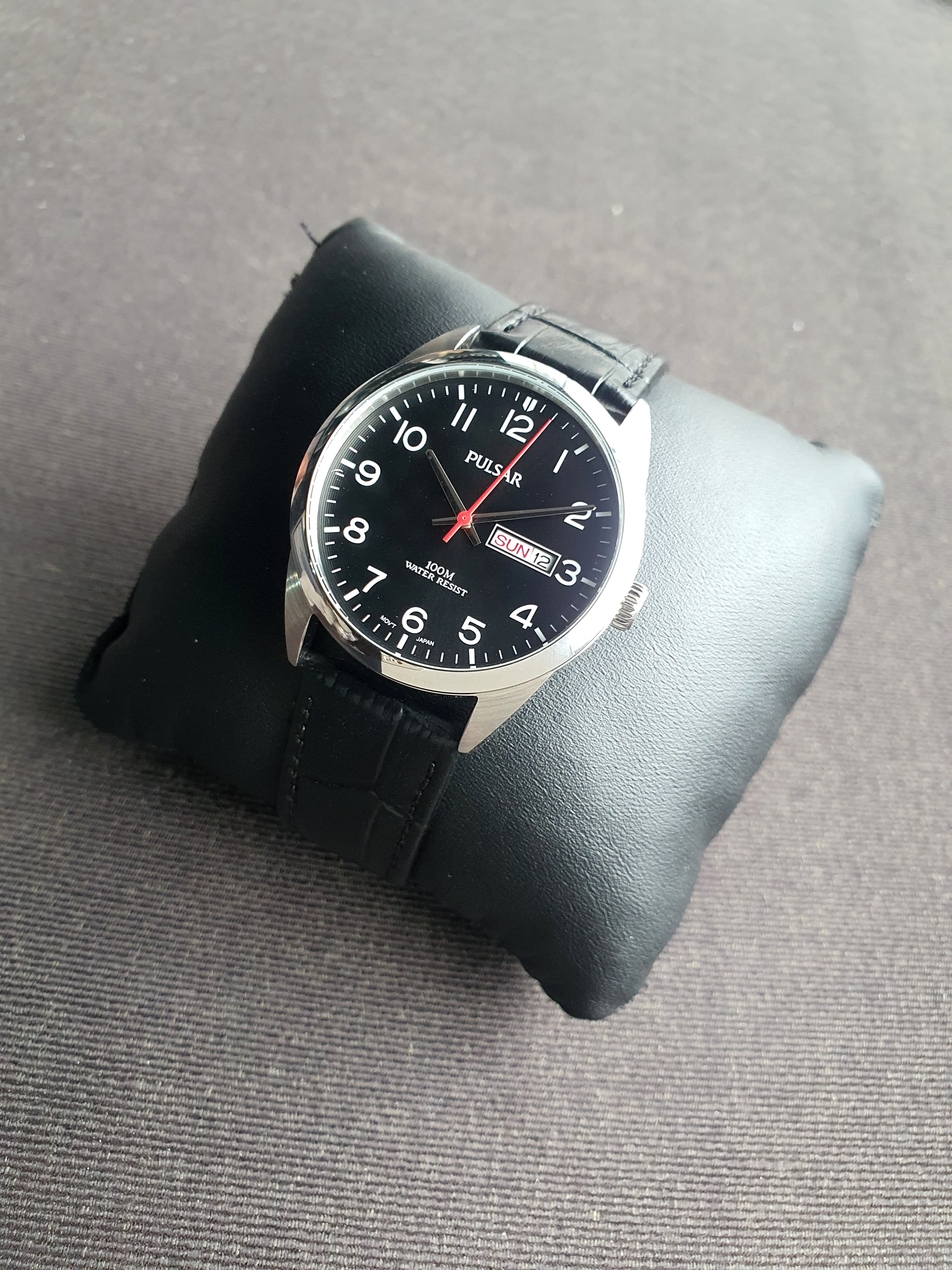 Pulsar Sub Brand Of Seiko Gents Watch 38mm Dial Quartz Watch