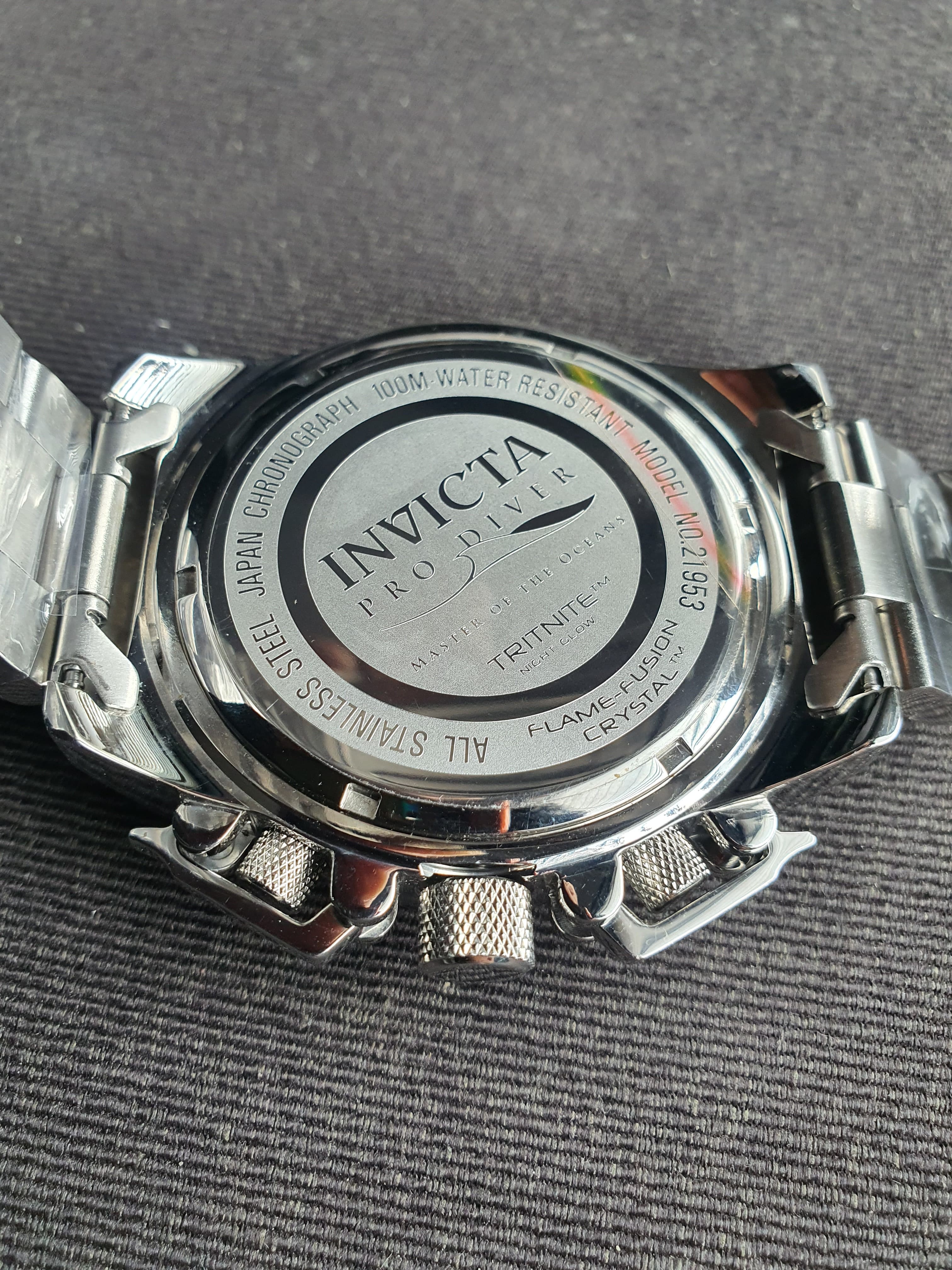 Invicta Pro Diver Men Model 21953 - Men's Watch Quartz