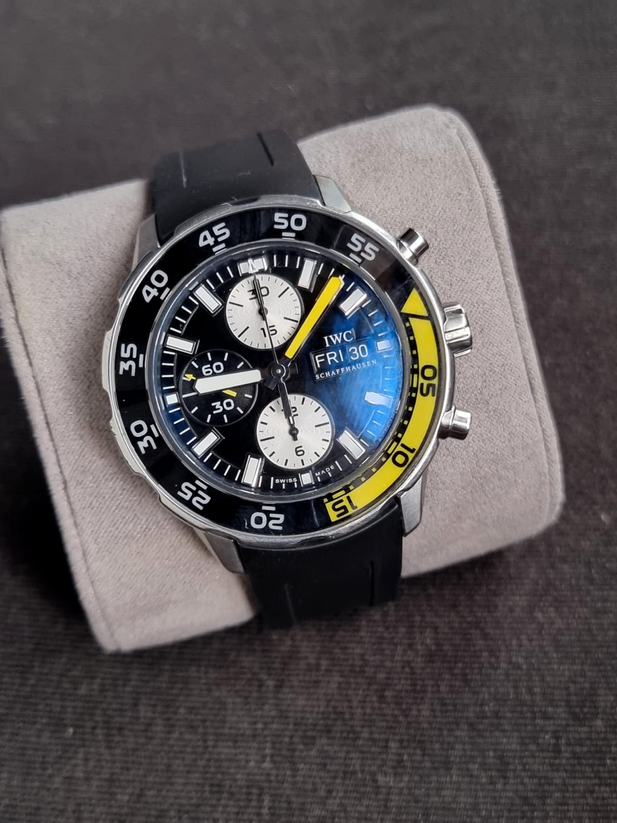 IWC Aquatimer Chronograph Day-Date Automatic Black & Yellow Edition 44mm Rare IW376702