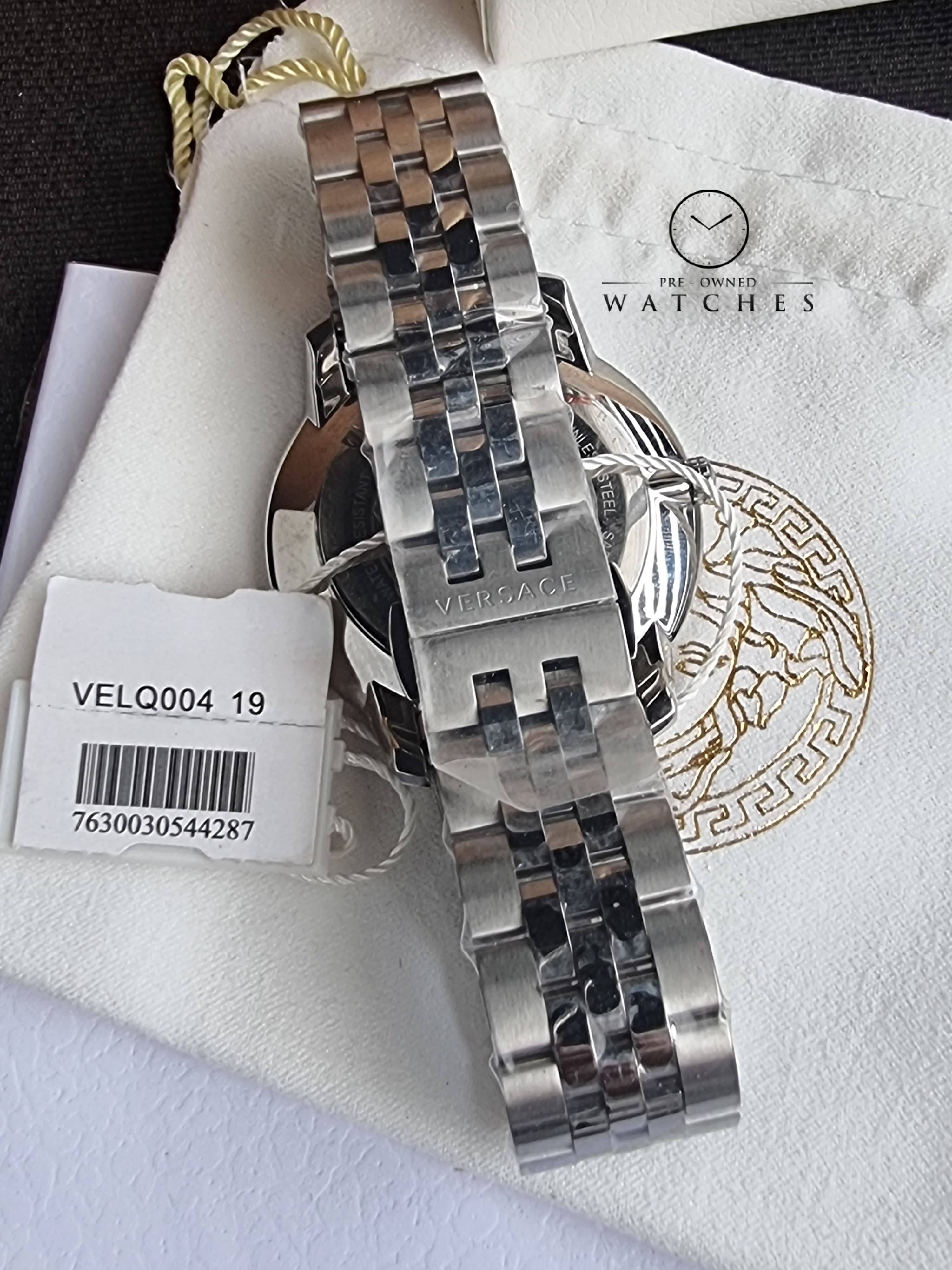 Versace Men’s Quartz Swiss Made Silver Stainless Steel Blue Dial 42mm Watch VELQ00419