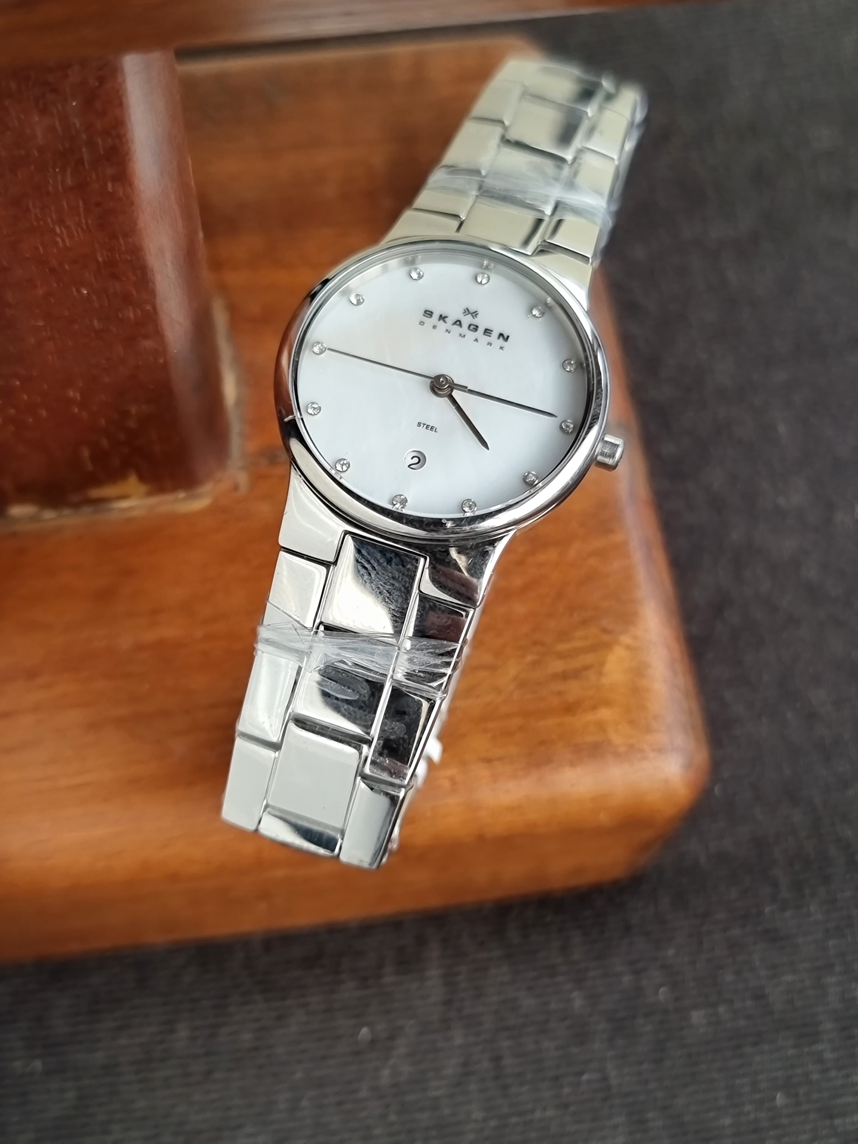 Skagen 455SSX Ladies Watch 28mm Dial Size Quartz Watch