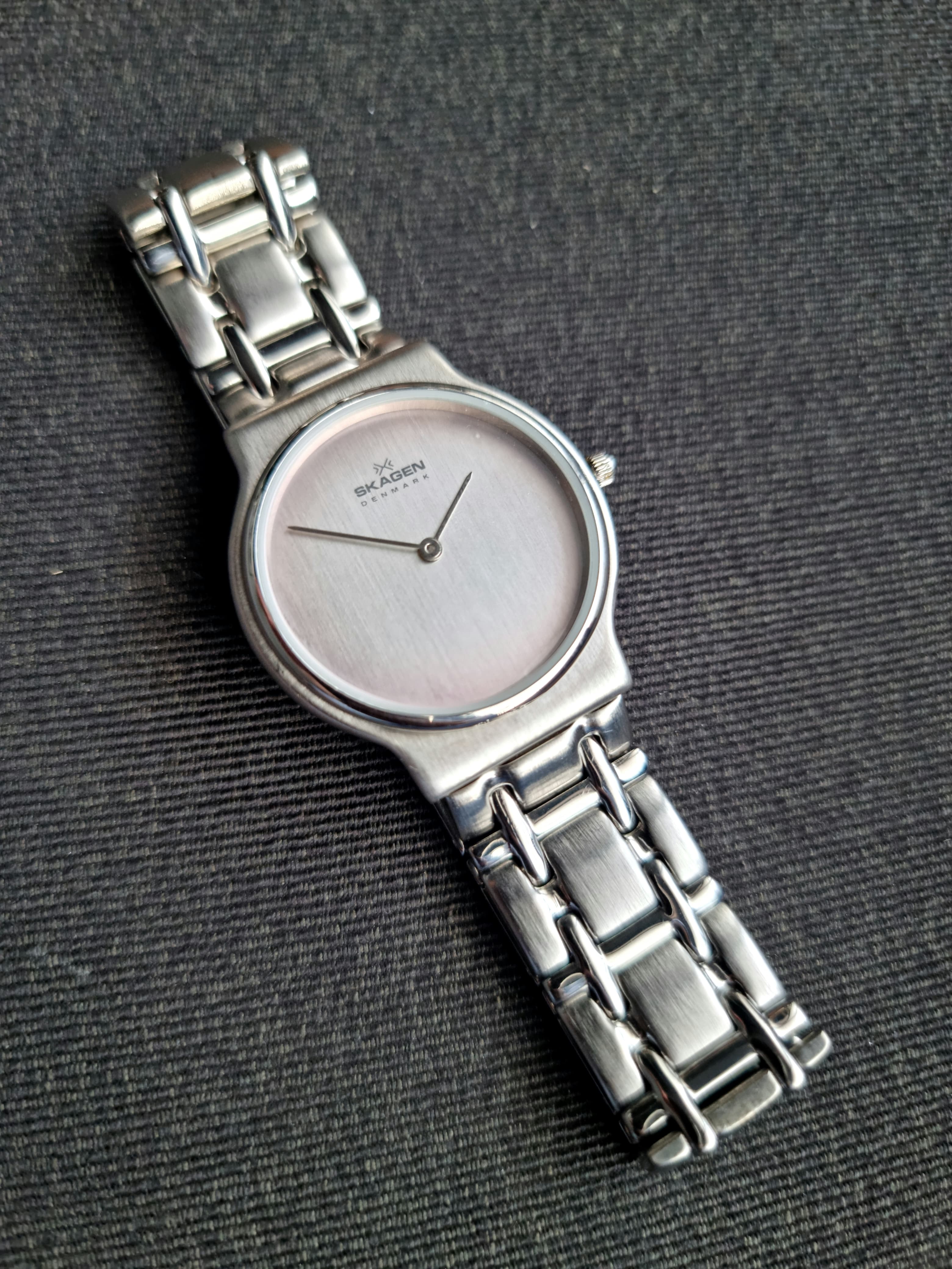 Skagen Unisex 32LSX 36mm Dial Quartz Watch