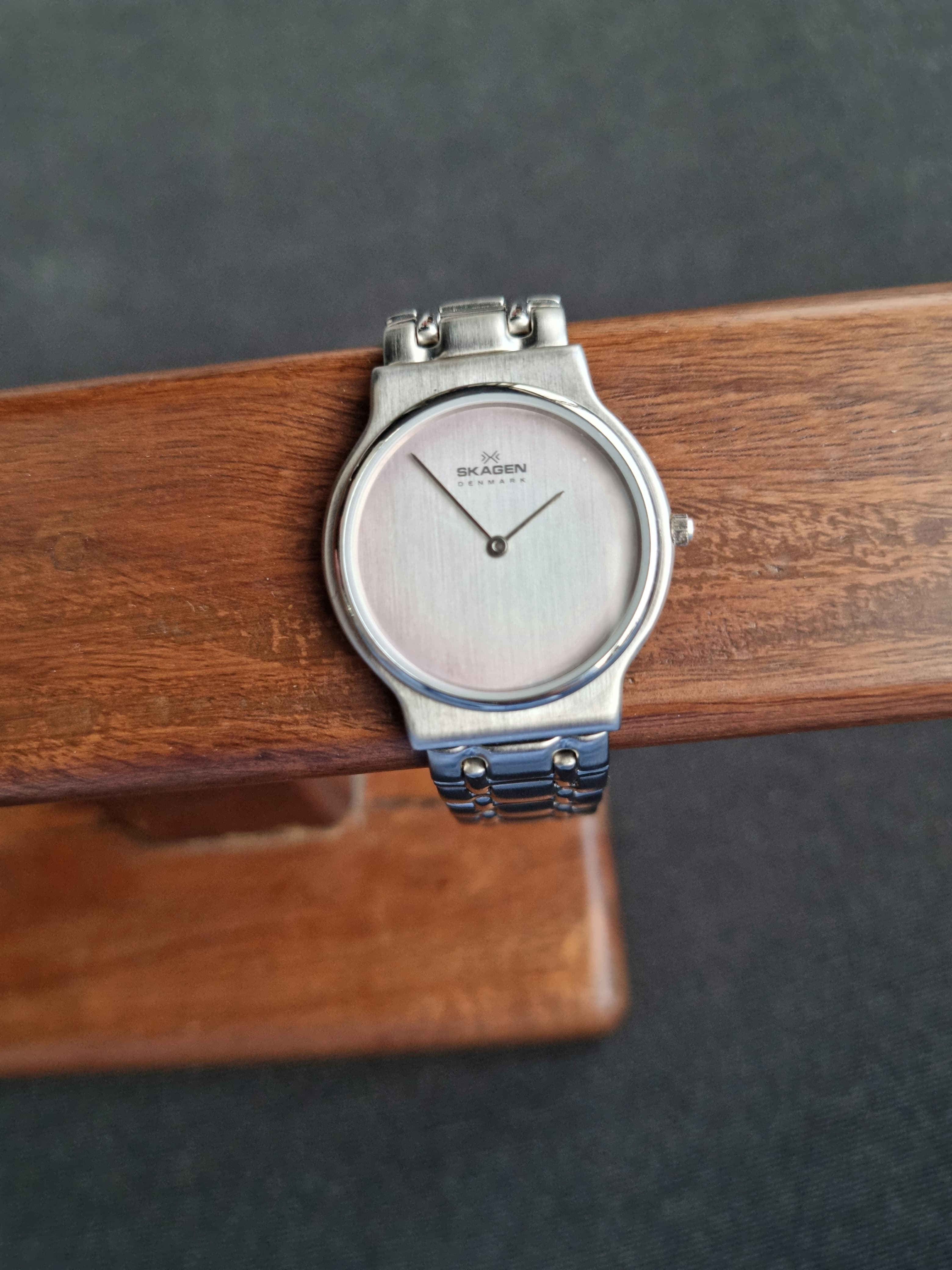 Skagen Unisex 32LSX 36mm Dial Quartz Watch