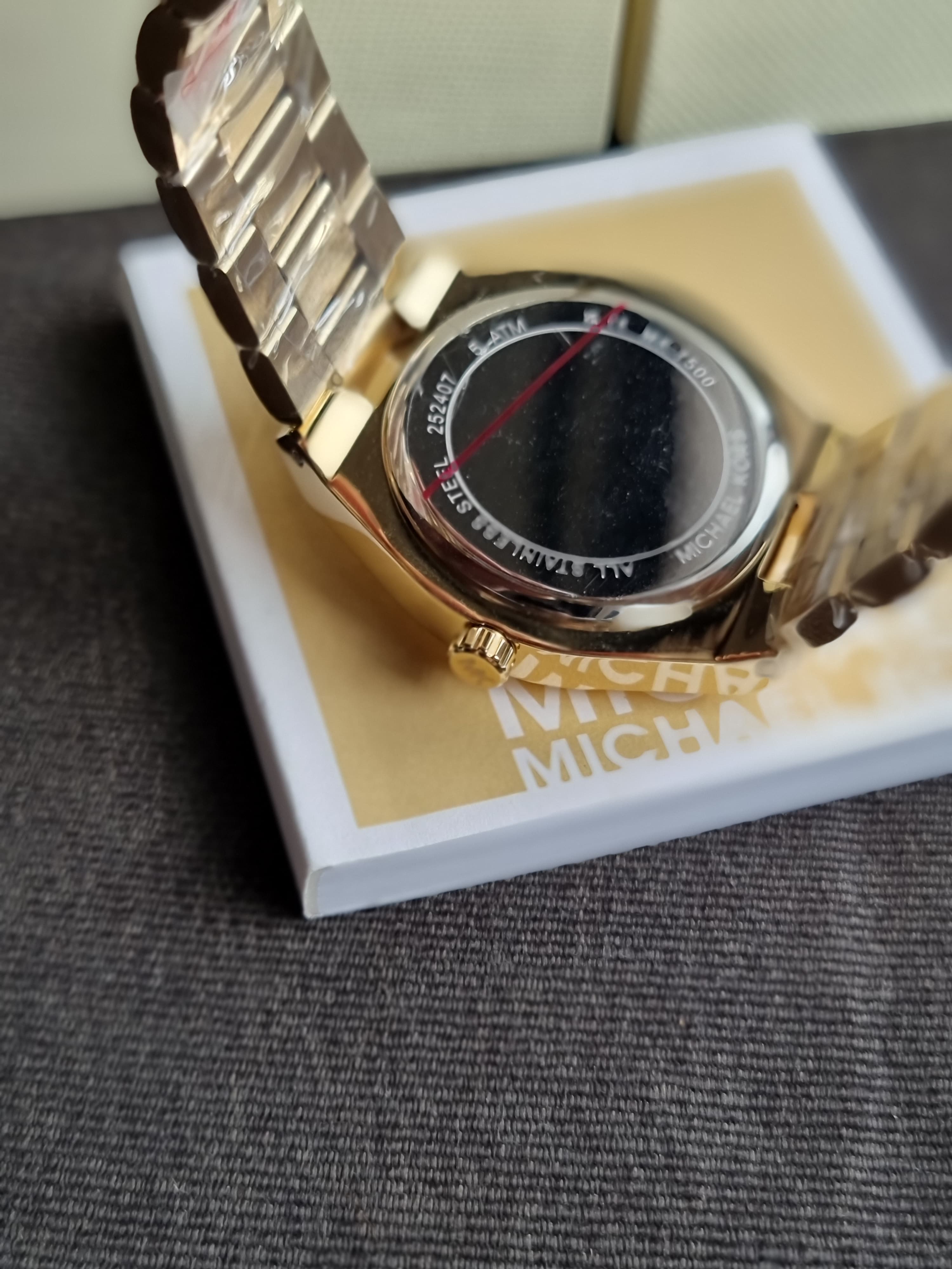 Michael Kors Lennox Gold Tone Analogue Watch MK7500