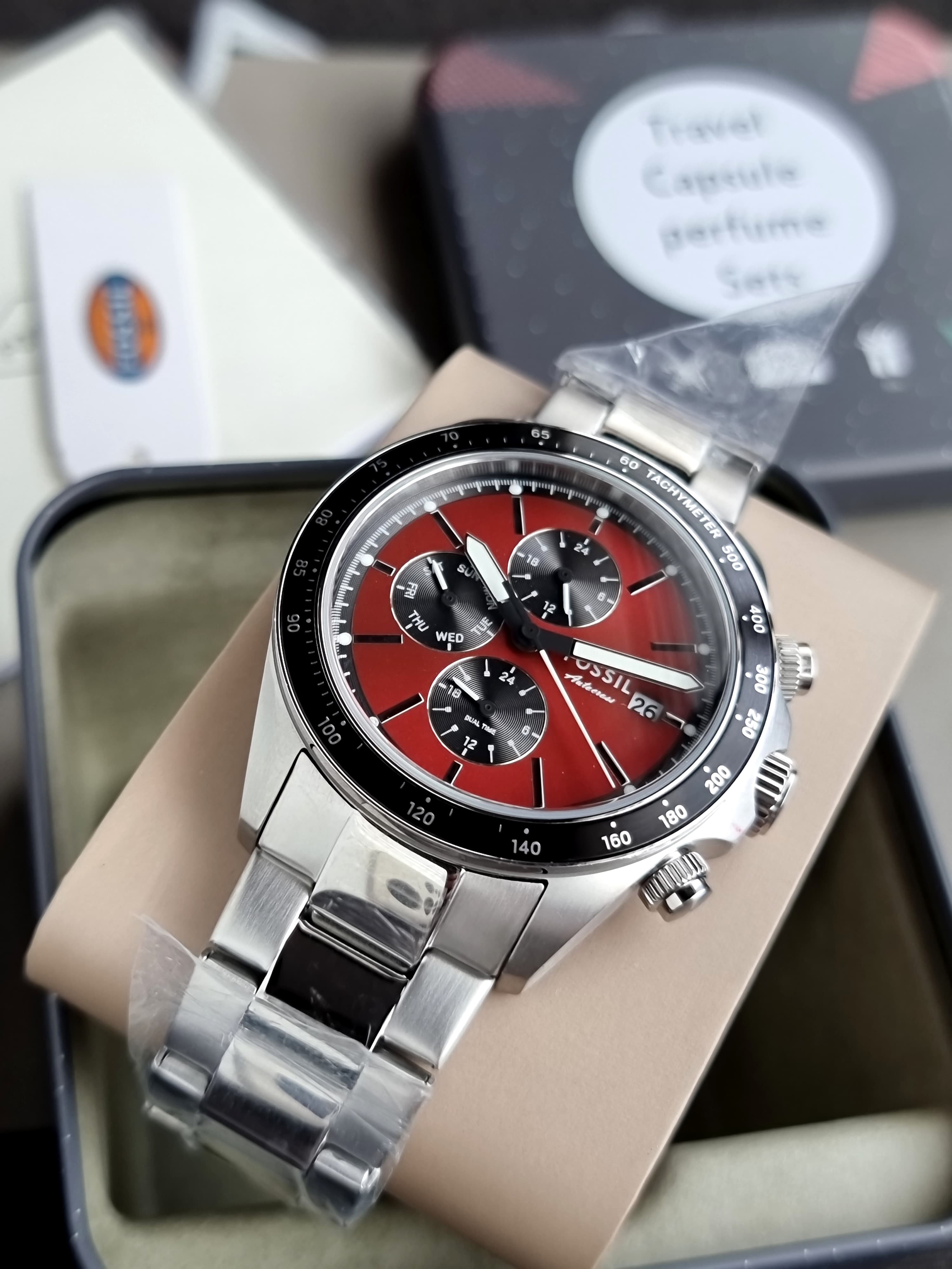 FOSSIL  Autocross Chronograph Quartz Red Dial Men's Watch Item No. BQ2895