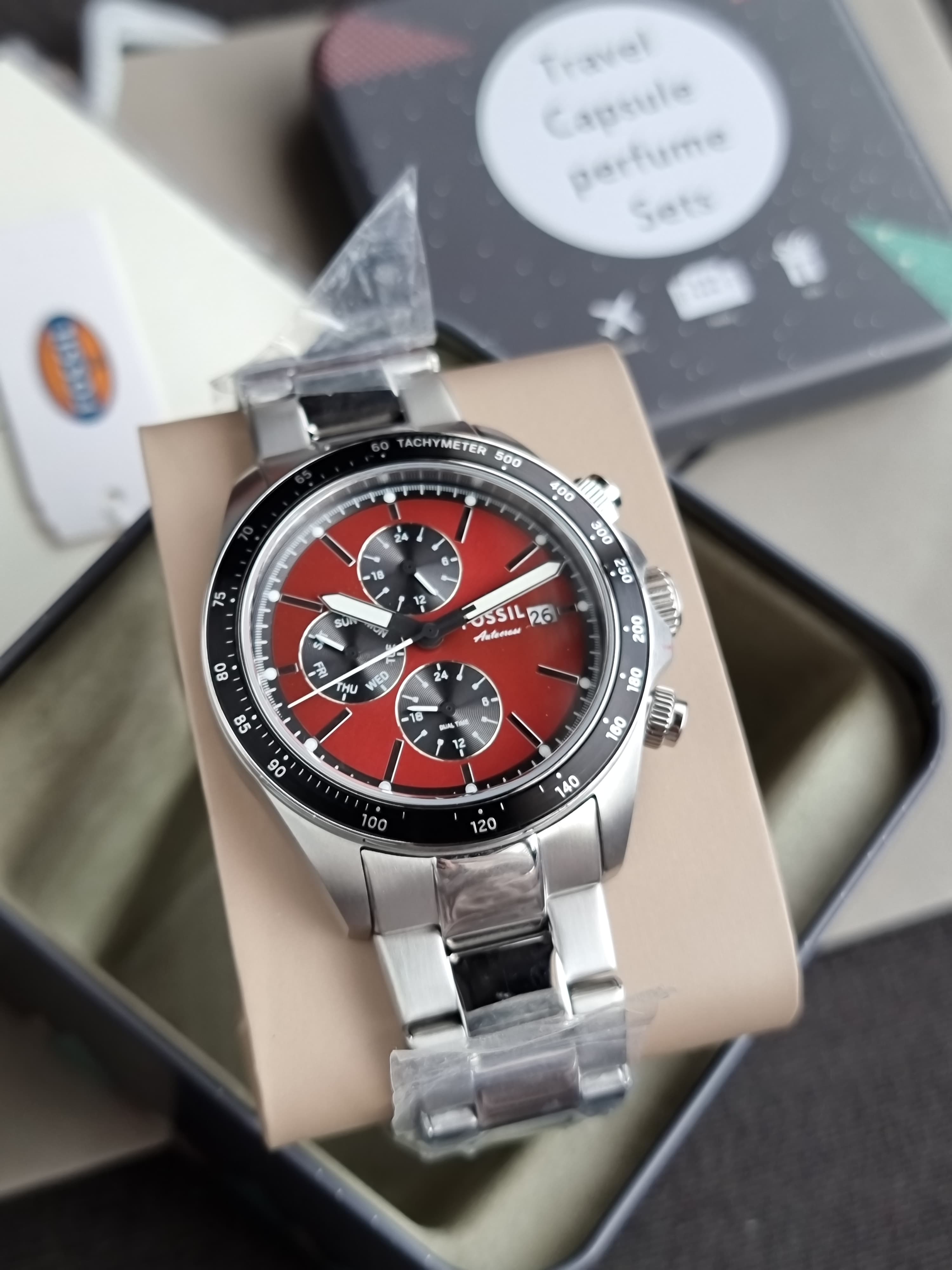 FOSSIL  Autocross Chronograph Quartz Red Dial Men's Watch Item No. BQ2895