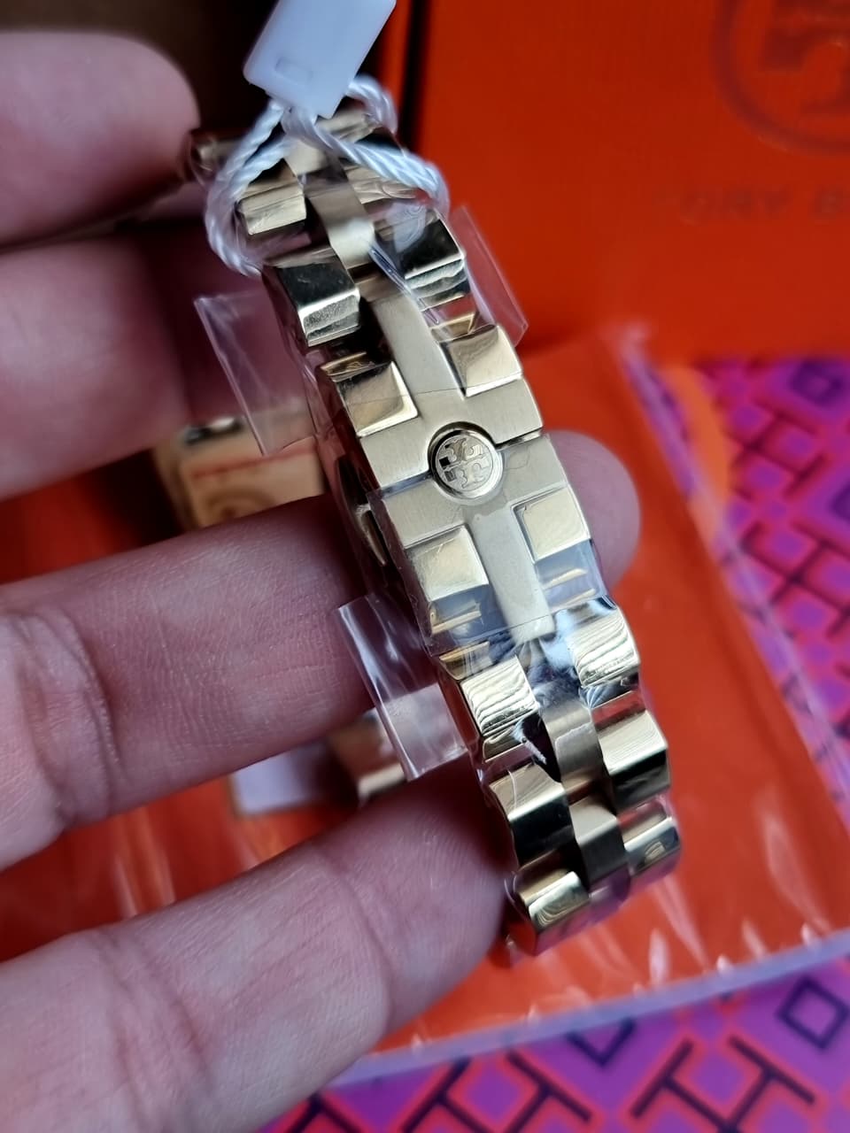 Tory Burch Watch TORY BURCH Stainless Steel Square Ladies Watch Watch Gold TBW1100, gold