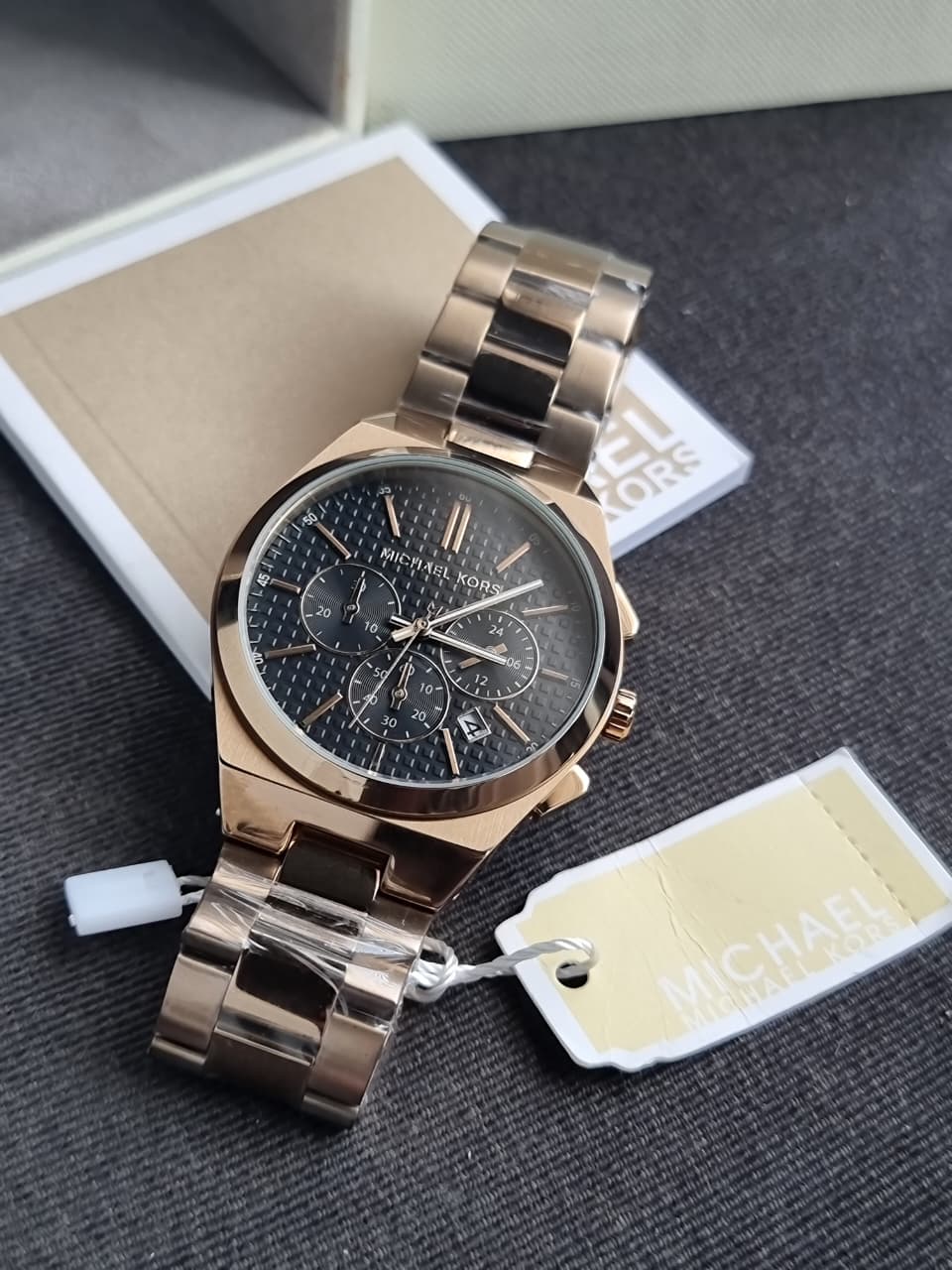 Michael Kors Men’s Quartz Rose Gold Stainless Steel Black Dial 41mm Watch MK9119
