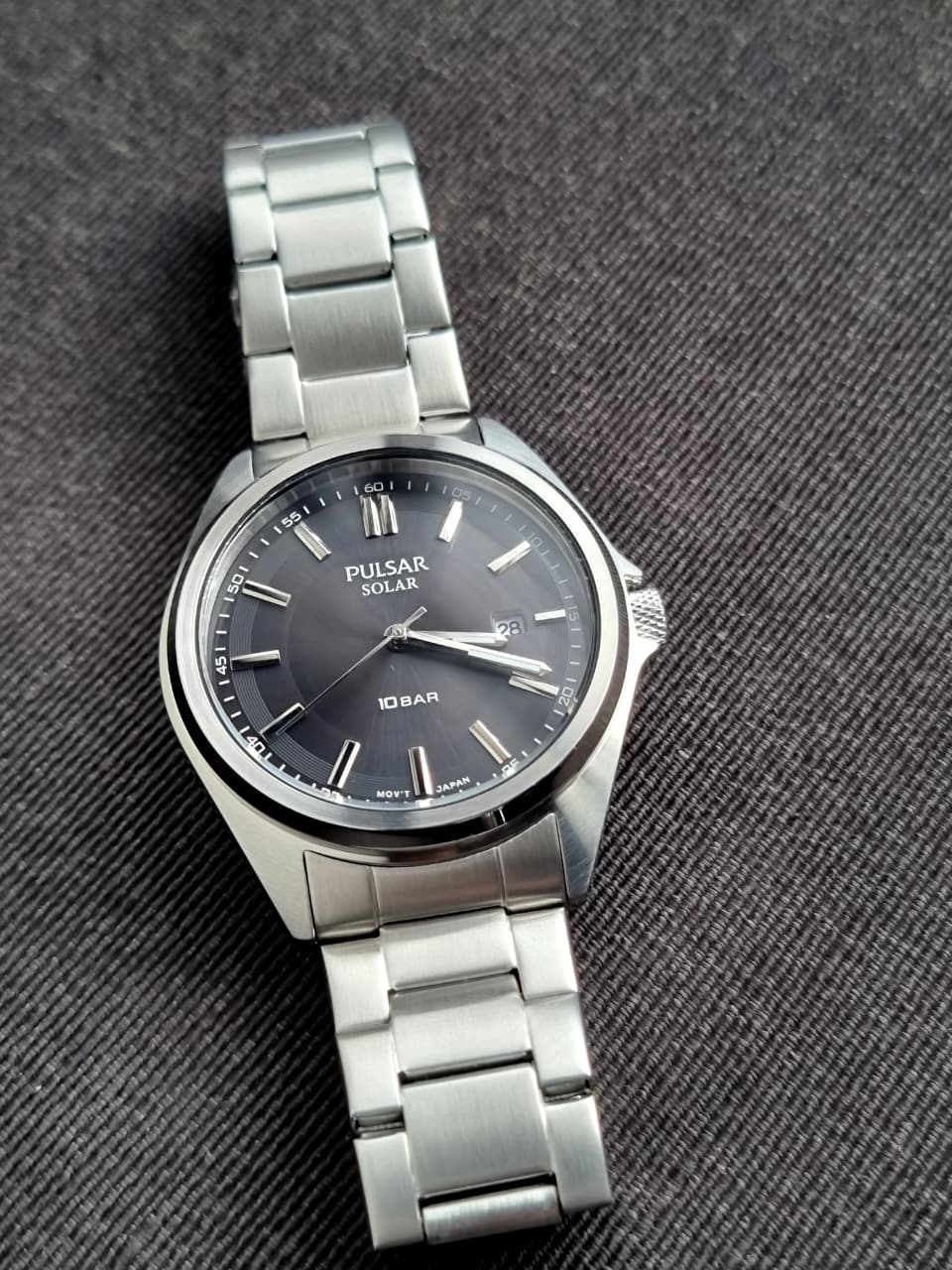 Pulsar Sub Brand Of Seiko Gents Watch 39mm Dial Solor Operated Quartz Watch