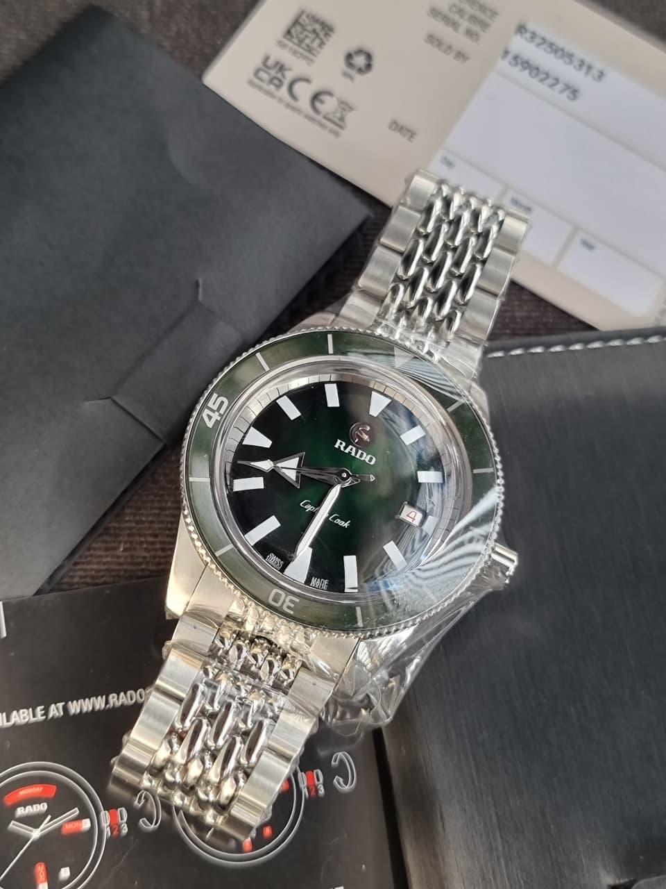 RADO  Captain Cook Automatic Green Dial Men's Watch Item No. R32505313