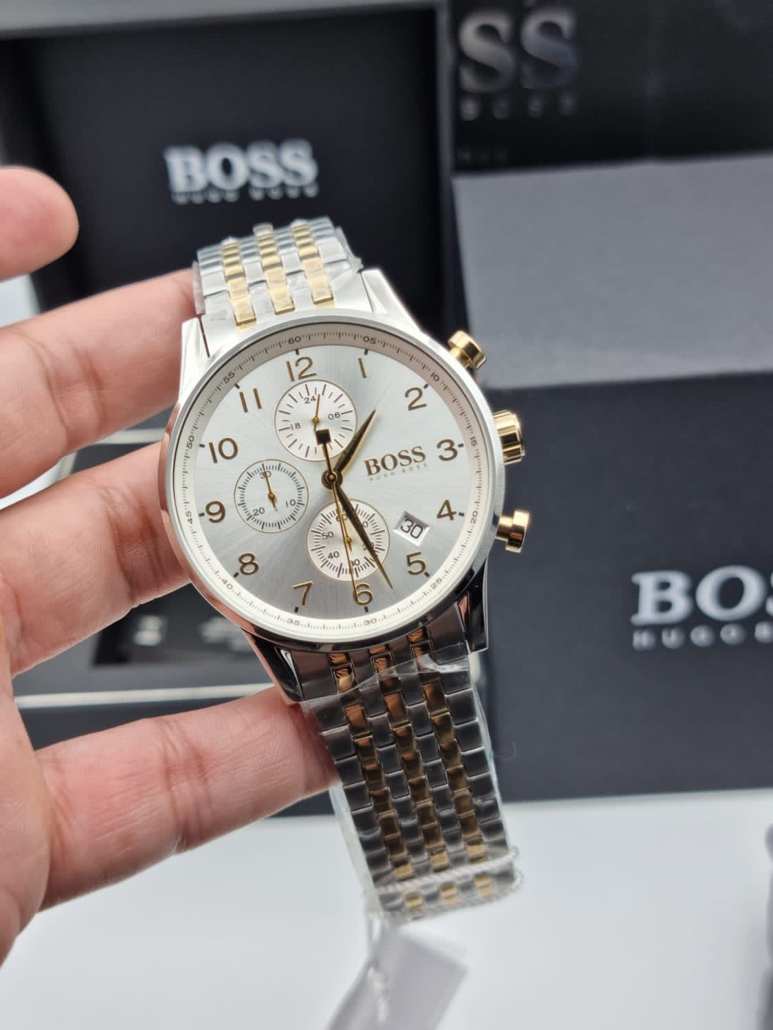 Hugo Boss Men’s Chronograph Quartz Stainless Steel White Dial 44mm Watch 1513499