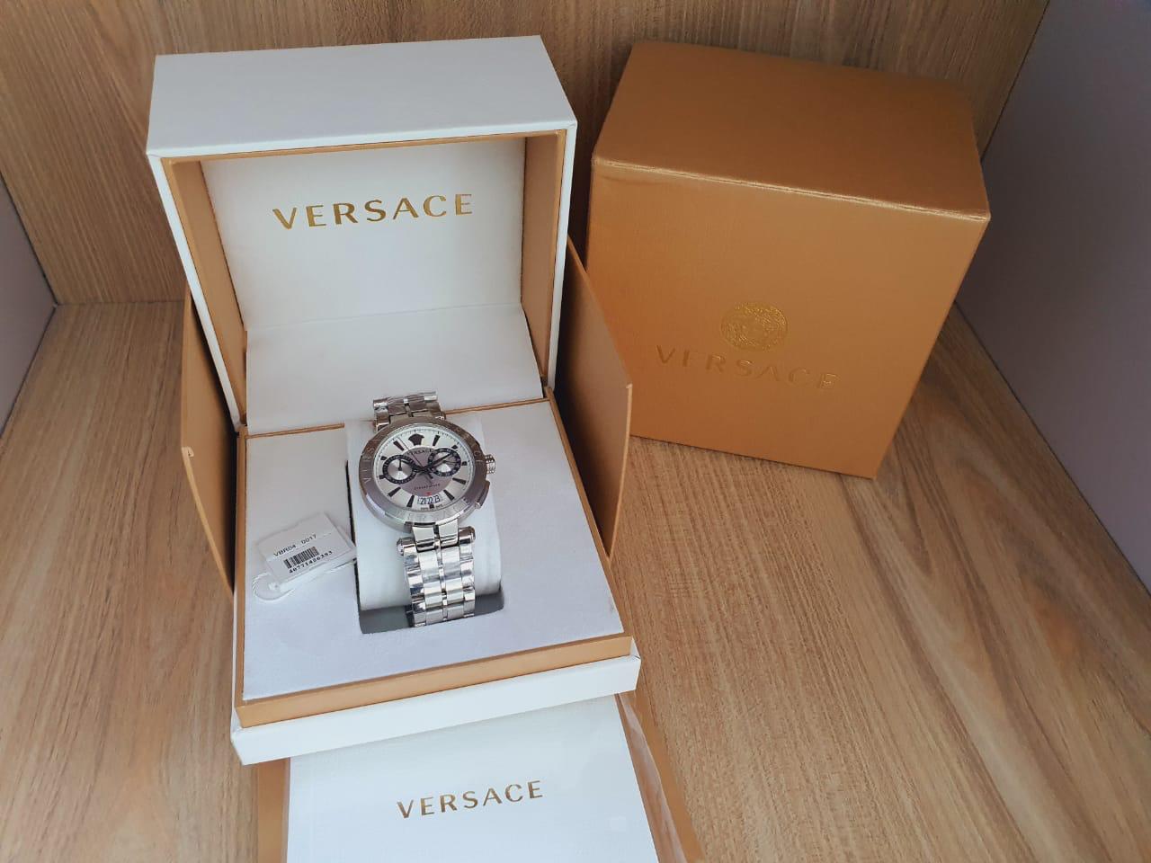 Versace Men’s Quartz Swiss Made Stainless Steel White Dial 45mm Watch VBR040017