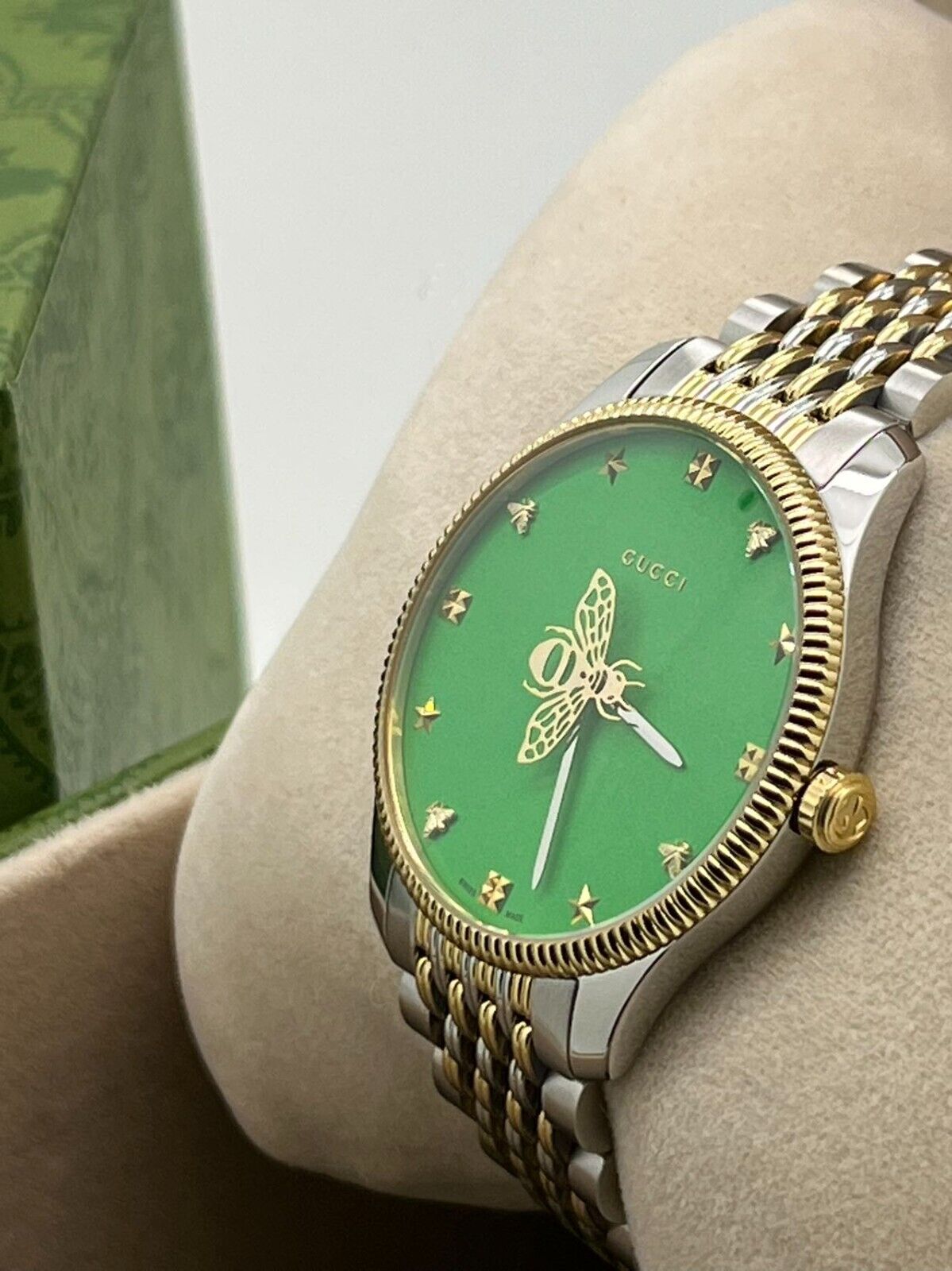 Gucci G-Timeless YA1264182 Green/Gold toned dial 36 mm steel Quartz UNISEX watch