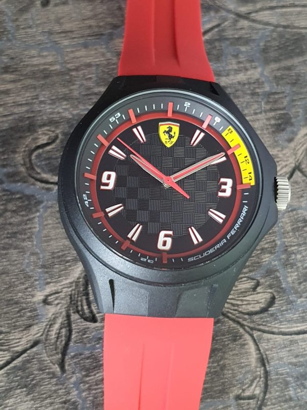 FERRARI Herren-Armbanduhr XL Analog Quarz Silikon 830002