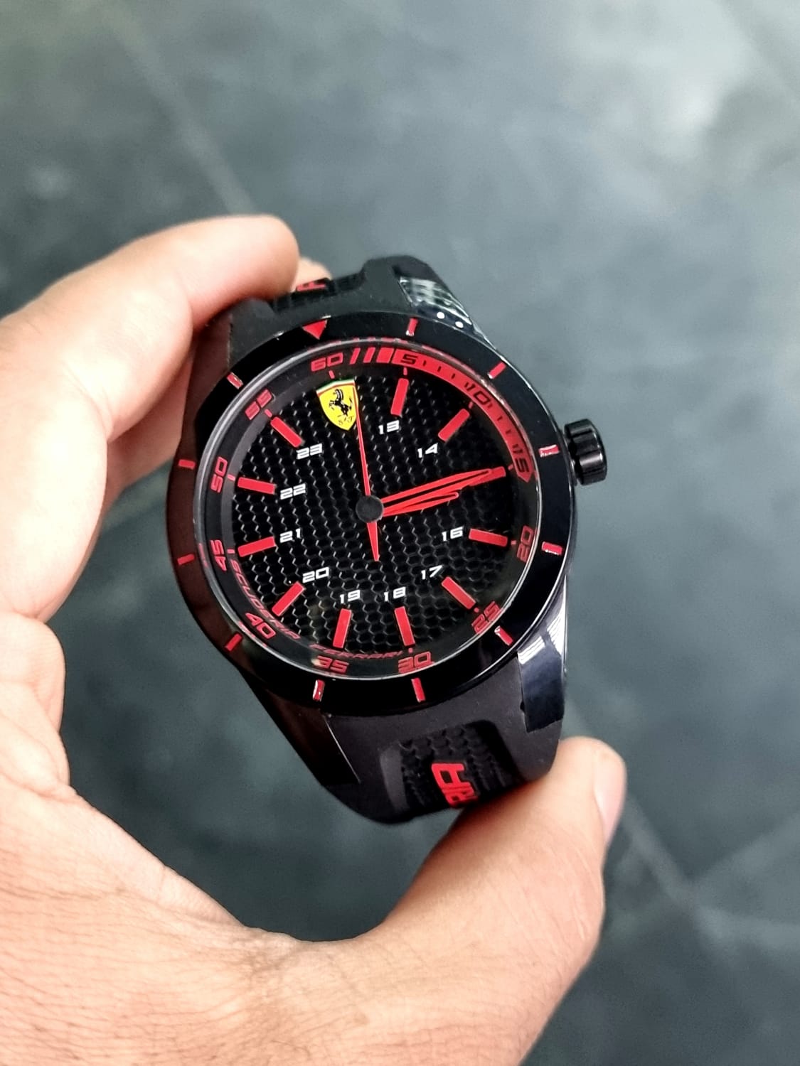Ferrari Men's 0830245 REDREV Analog Display Quartz Black Watch