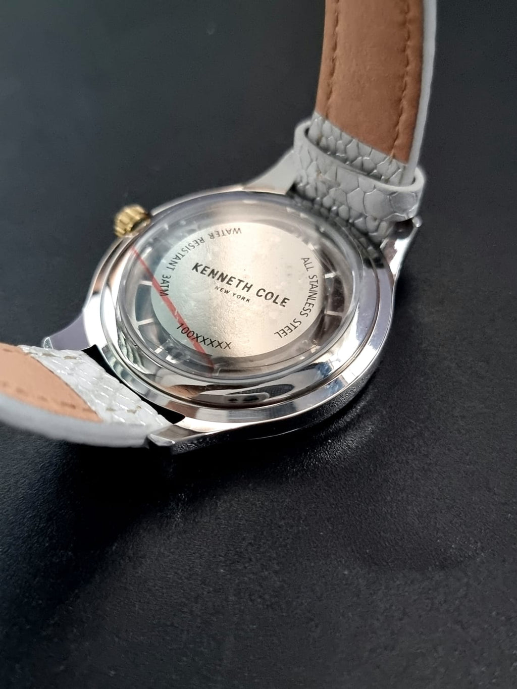 Keneeth Cole Ladies Watch White strap 100xxxxx