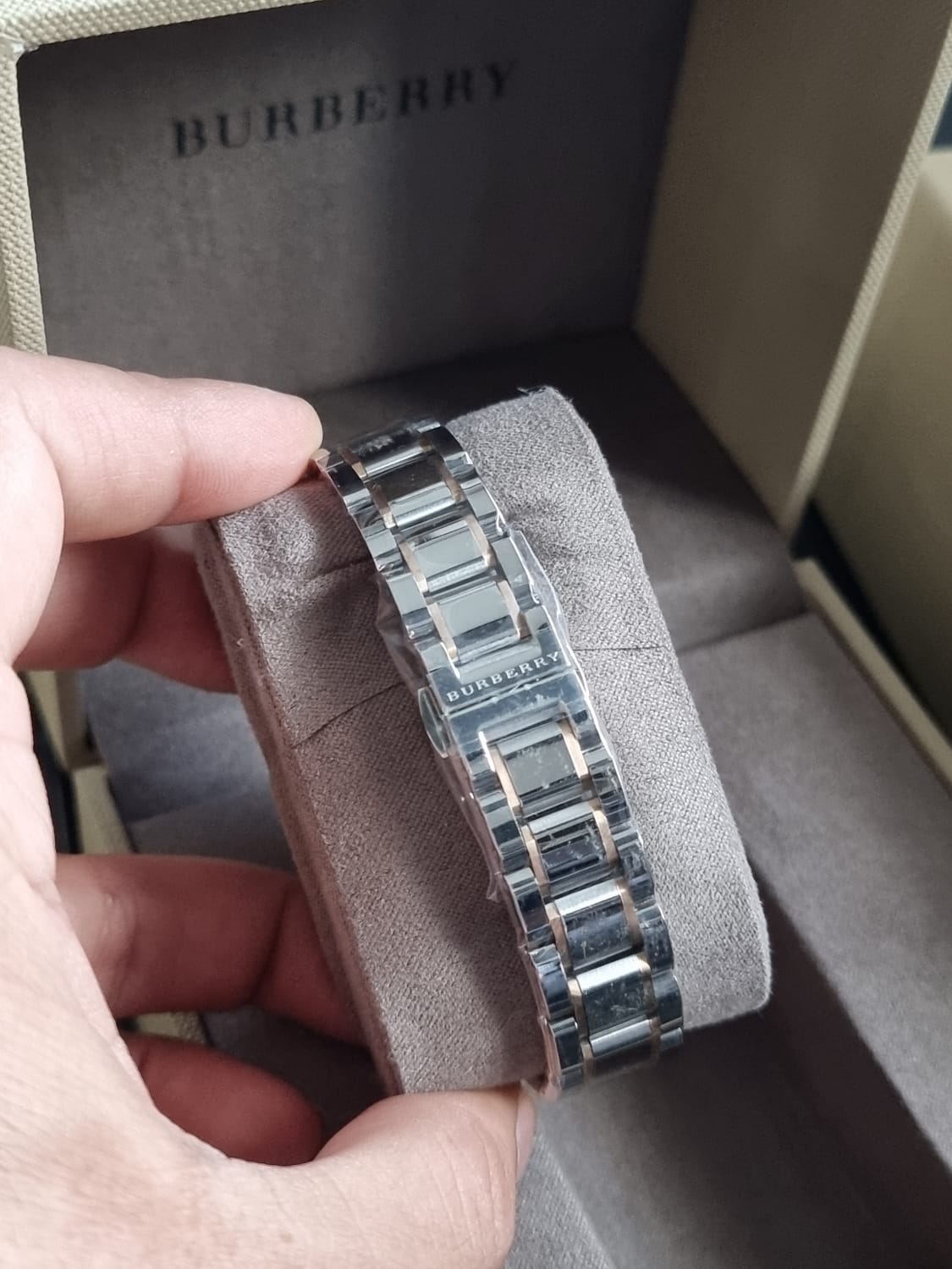 BURBERRY Heritage Grey Dial Two-tone Stainless Steel Ladies Watch BU9214