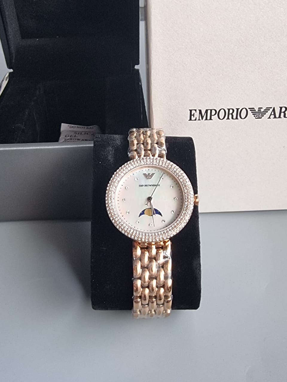 Emporio Armani Rosa Analog Mother of Pearl Dial Women's Watch-AR11462