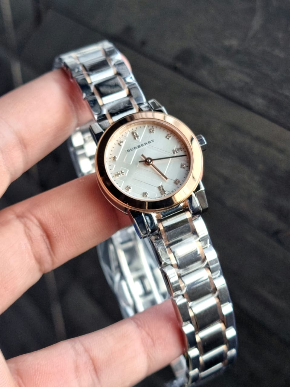 BURBERRY Heritage Grey Dial Two-tone Stainless Steel Ladies Watch BU9214