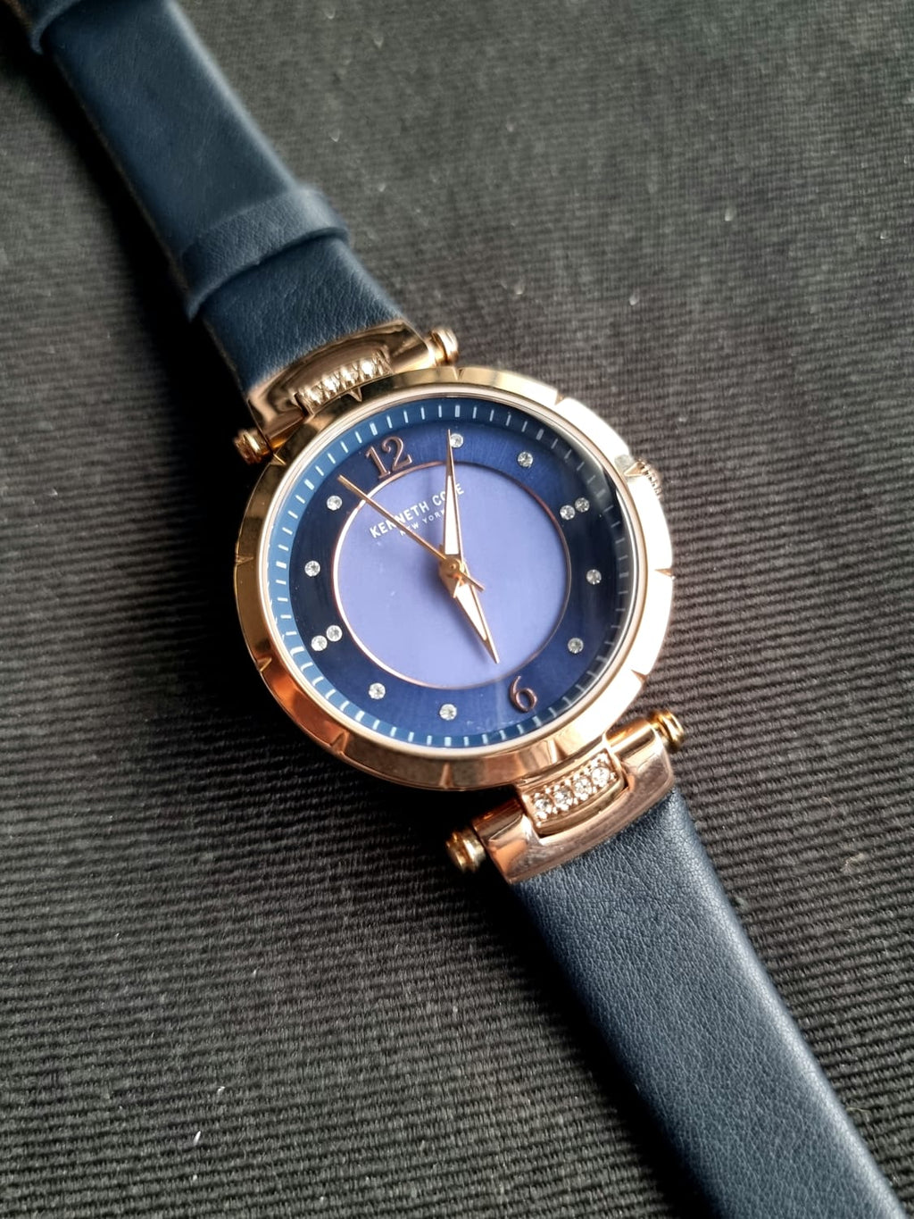 Kenneth Cole Ladies Watch Purple dial