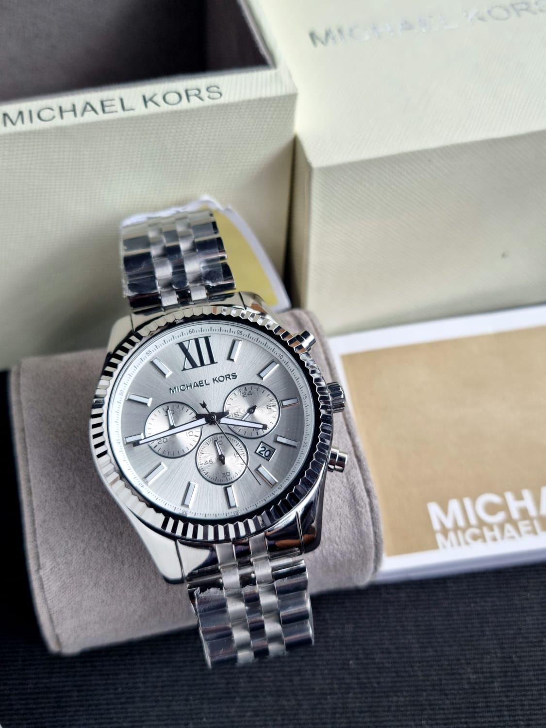MICHAEL KORS Lexington Chronograph Silver Dial MEN's Watch MK8405 (WITHOUT TAG)