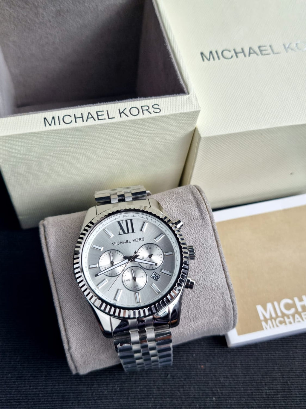 MICHAEL KORS Lexington Chronograph Silver Dial MEN's Watch MK8405 (WITHOUT TAG)