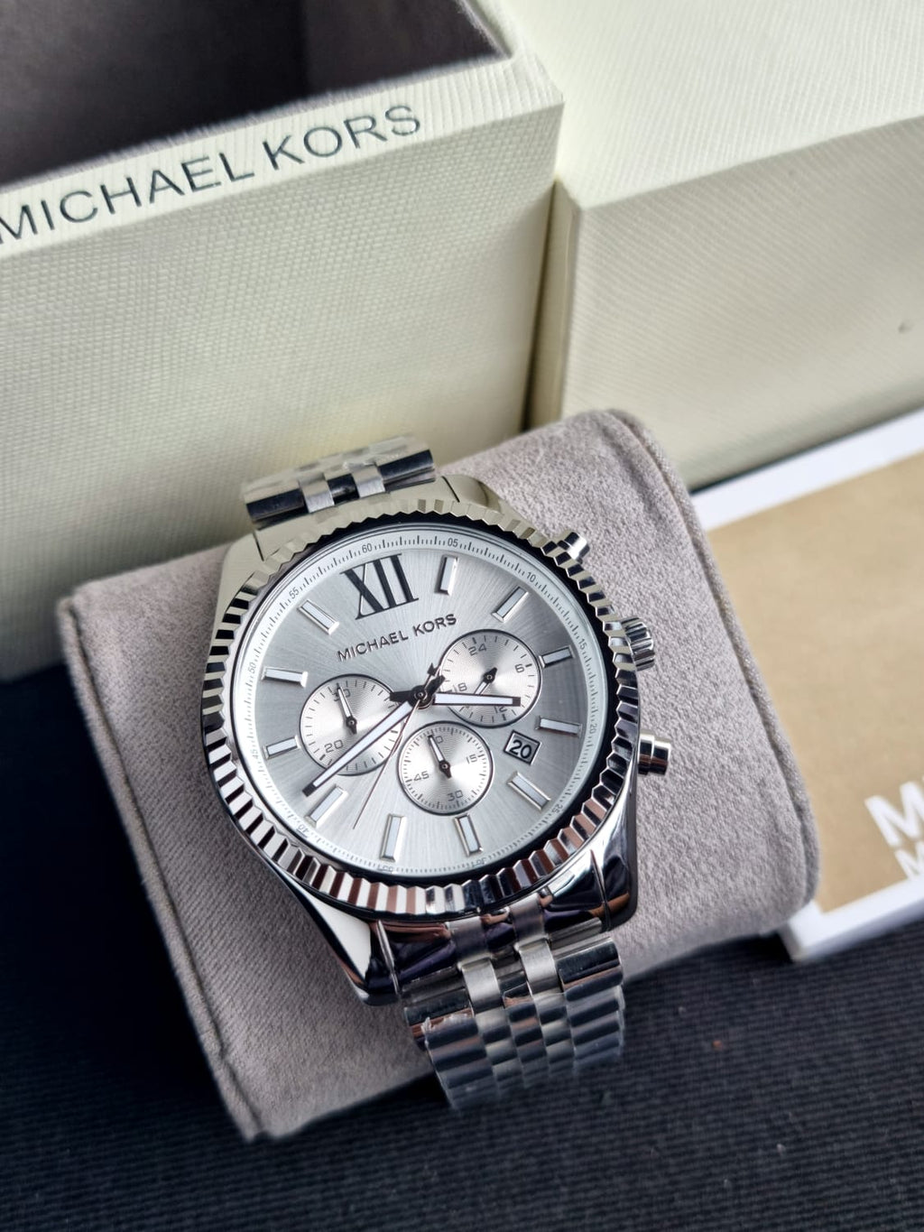 MICHAEL KORS Lexington Chronograph Silver Dial MEN's Watch MK8405 (WITHOUT TAG)