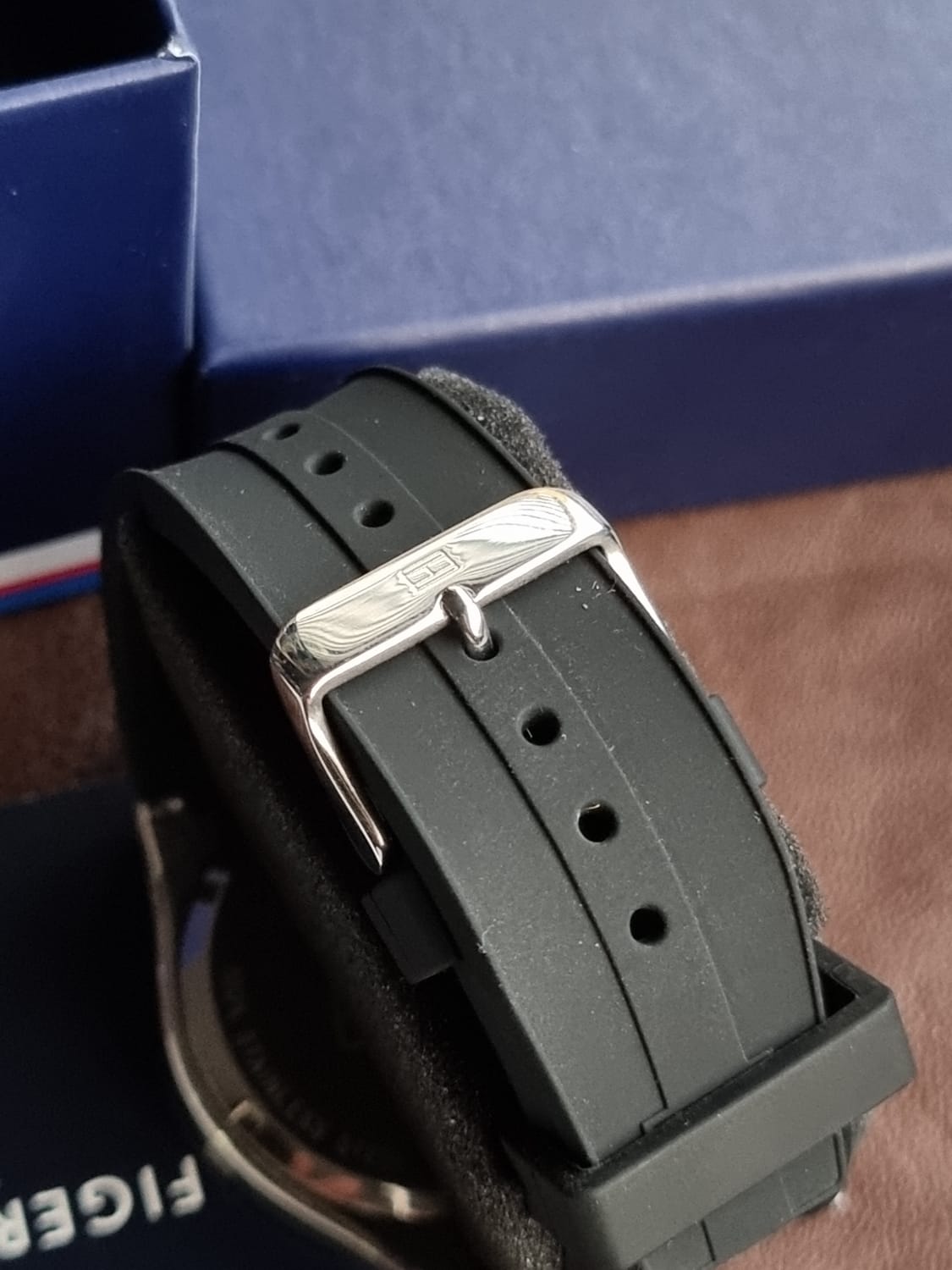 Tommy Hilfiger Men’s Quartz Black Silicone Strap Black Dial 46mm Watch 1791062/2 (LOT ITEM)