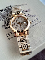 Swiss Rare Engraved Gold Check Date Dial 34mm Women Wrist Watch The City BU9145