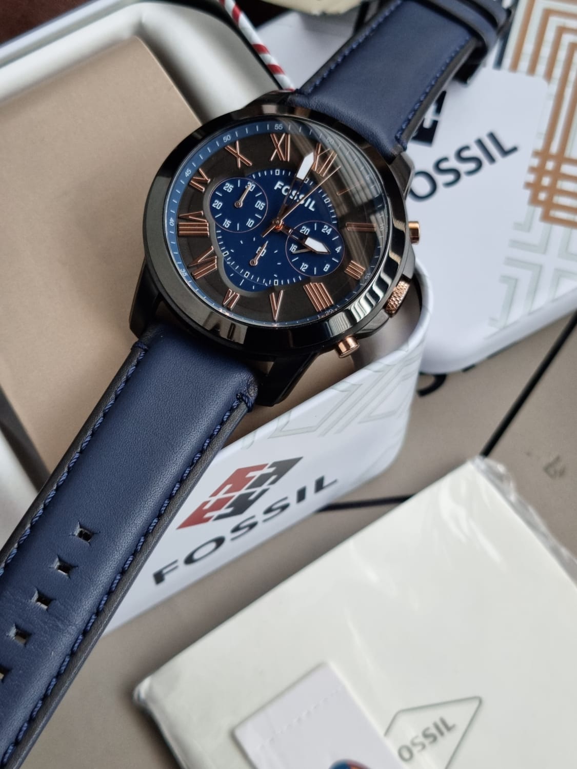 FOSSIL Grant Chronograph Black and Blue Dial Men's Watch FS5061