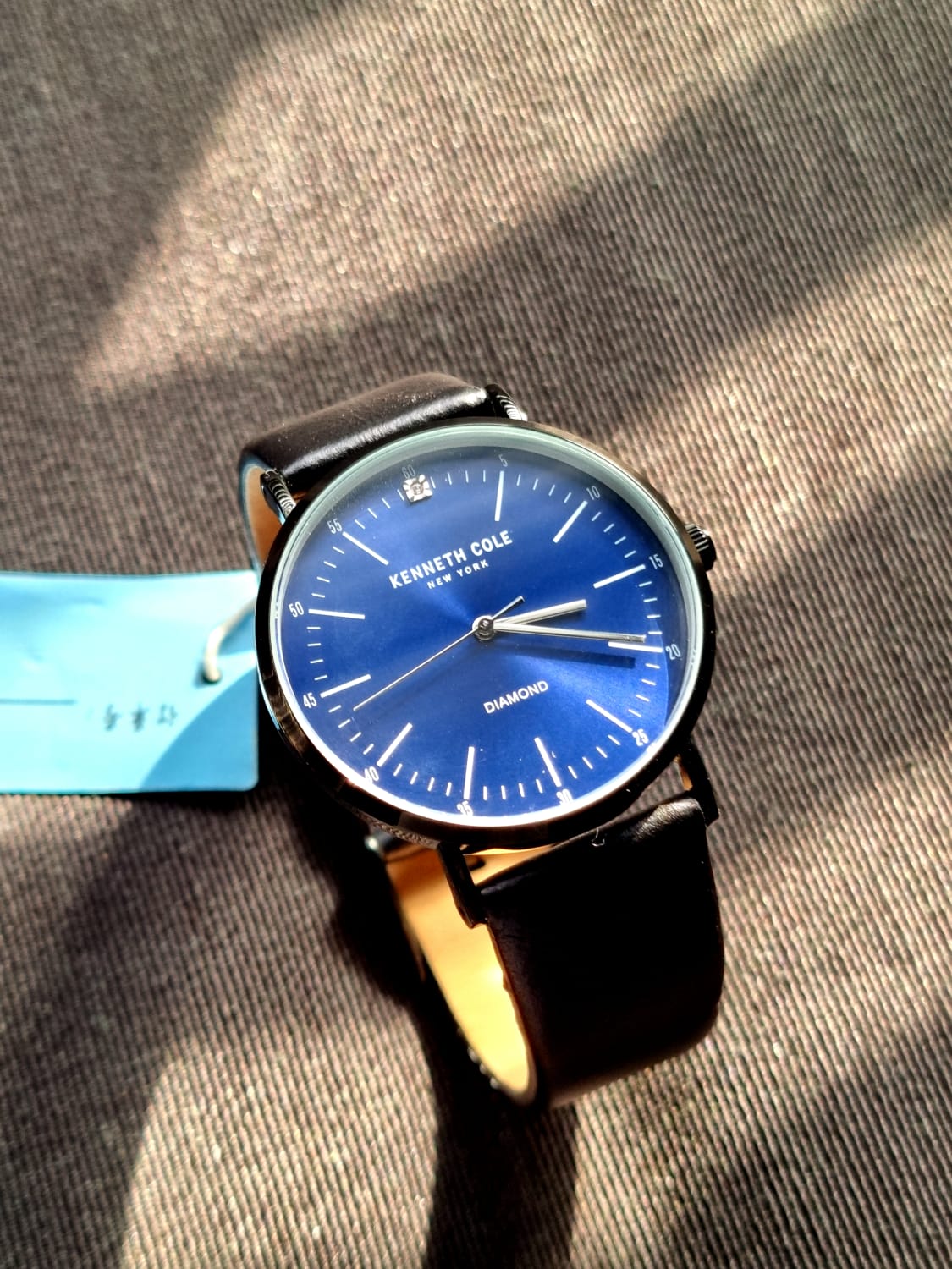 Kenneth Cole Blue dial Black leather Strap Quartz Watch kc505066004
