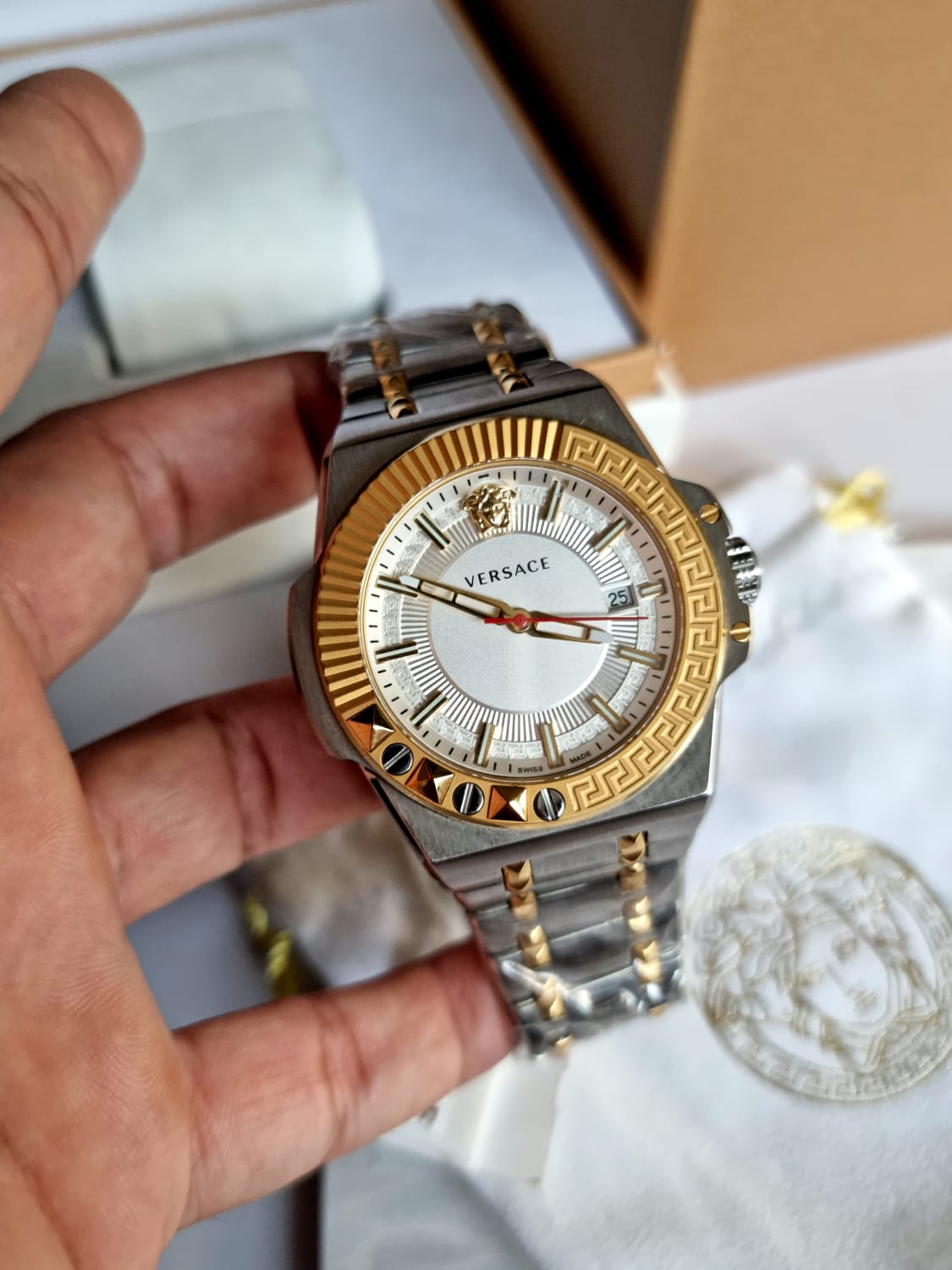 Versace Men’s Quartz Swiss Made Stainless Steel Silver Dial 45mm Watch VEDY00519