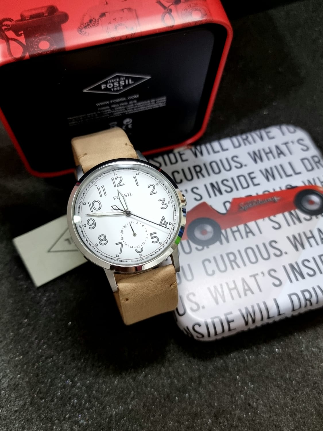 Fossil watch clearance white dial