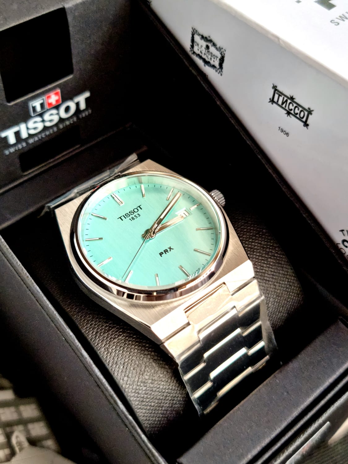 Tissot PRX 40 T137.410.11.091.01