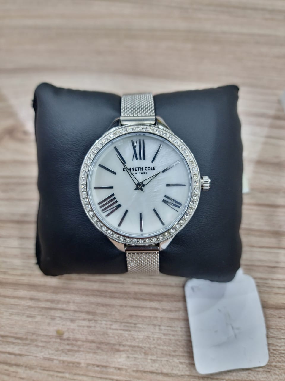 Kenneth Cole Mesh Chain Silver Dial Color White Kc51059001