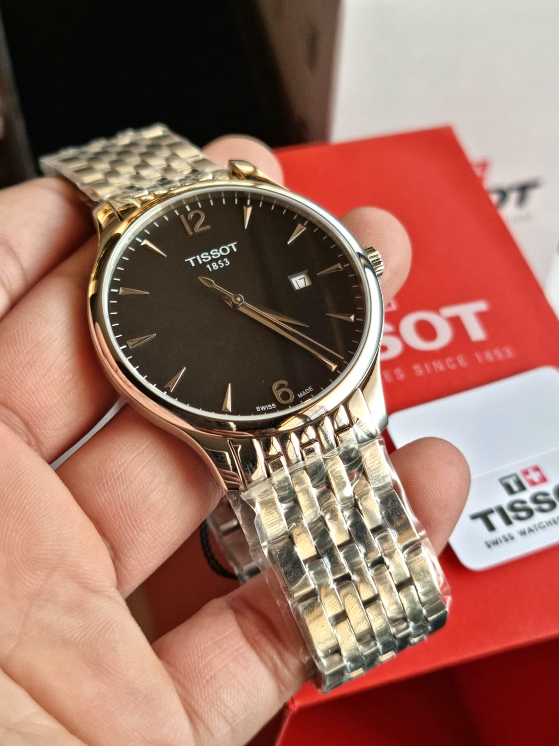 TISSOT Men s Quartz Swiss Made Stainless Steel Black Dial 42mm Watch T063.610.11.057.00