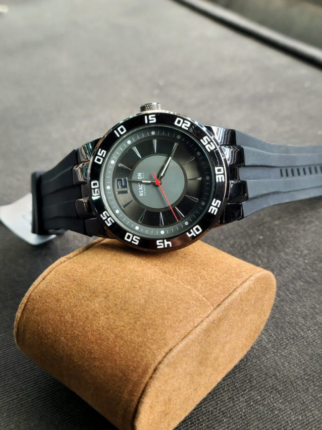 Kenneth Cole Reaction Gents Watch 45mm Dial Size Main Image