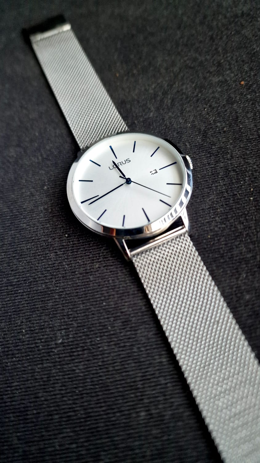 Lorus Sub Brand Of Seiko Genst Watch 42mm Dial Size