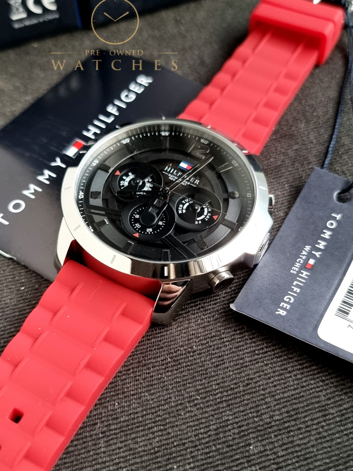 Tommy Hilfiger Men’s Quartz Red Silicone Strap Grey Dial 50mm Watch 1710490