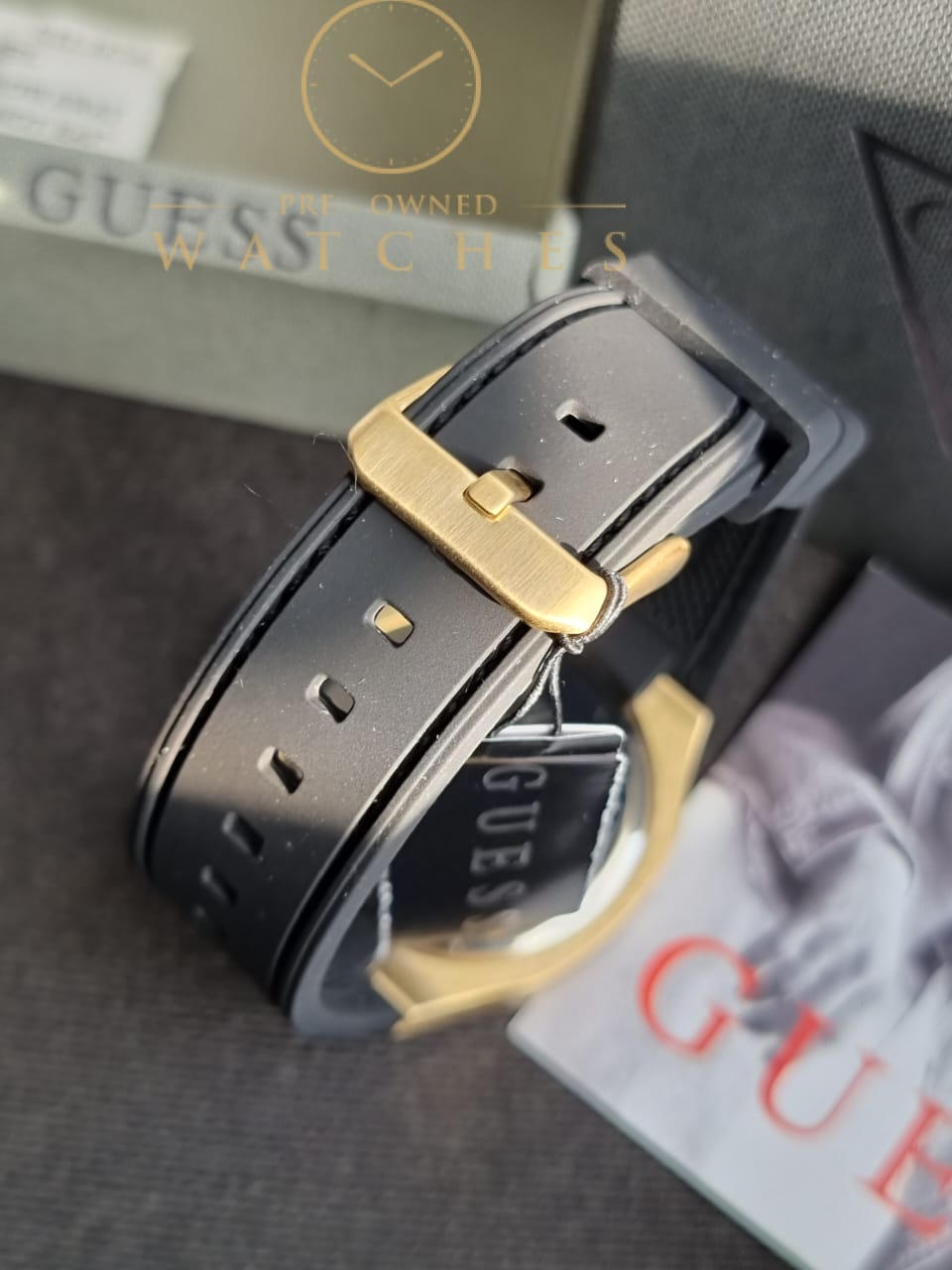 Guess Men’s Quartz Black Silicone Strap Green Dial 42mm Watch GW0571G3