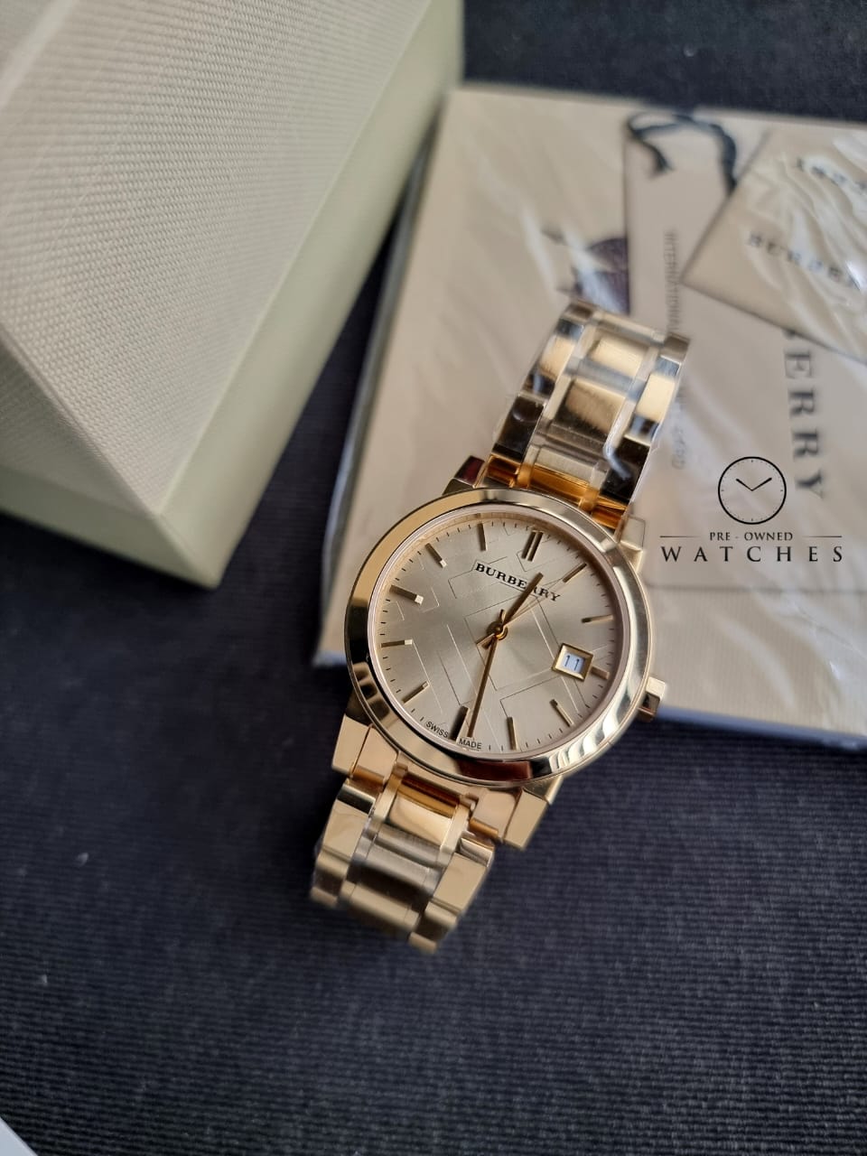 BURBERRY Light Champagne Dial Light Gold-tone Ladies Watch BU9134