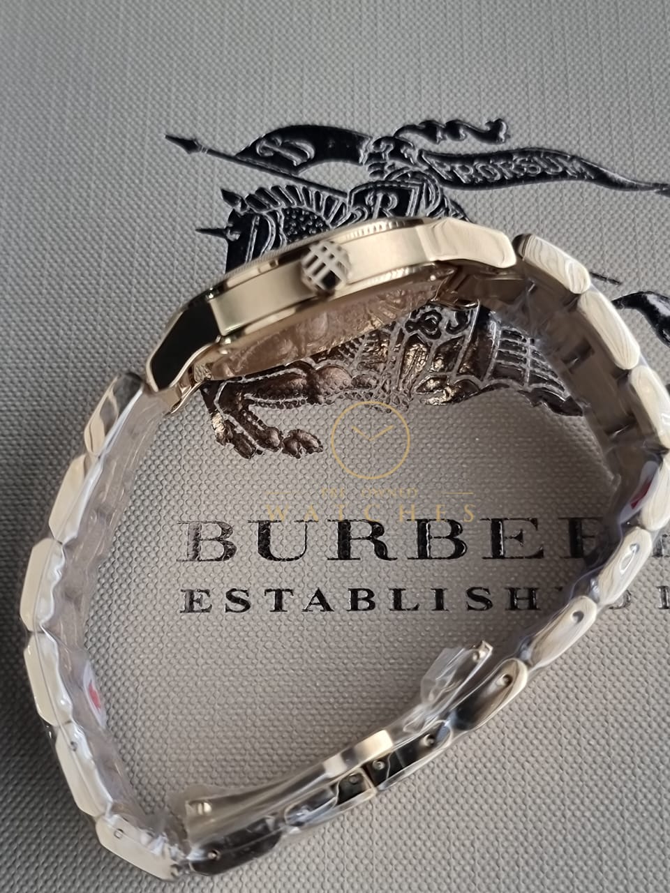 BURBERRY Light Champagne Dial Light Gold-tone Ladies Watch BU9134