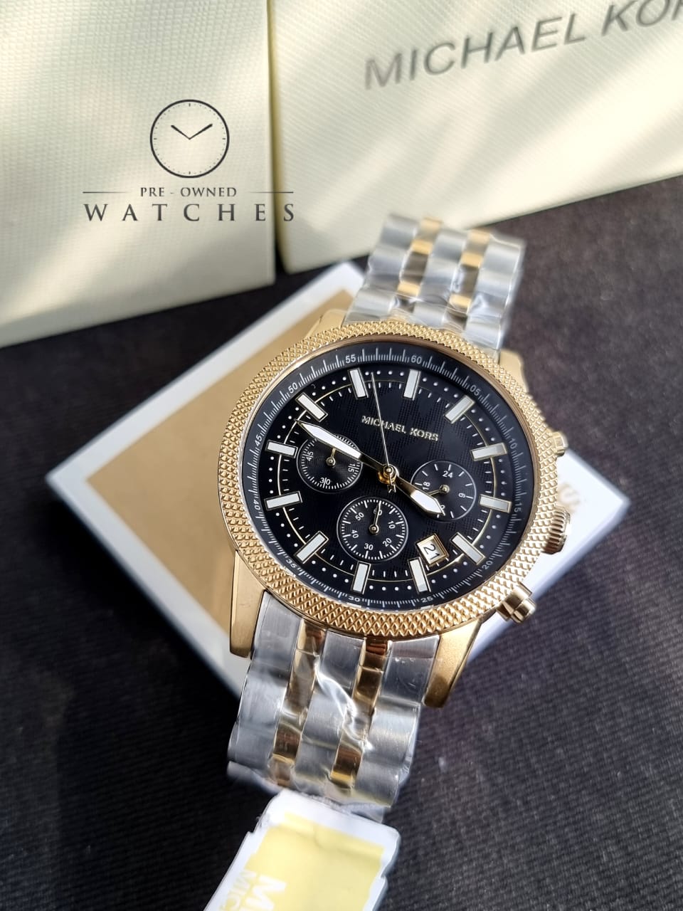 Michael Kors Men’s Quartz Two-tone Stainless Steel Black Dial 43mm Watch MK8954 (WITHOUT TAG)