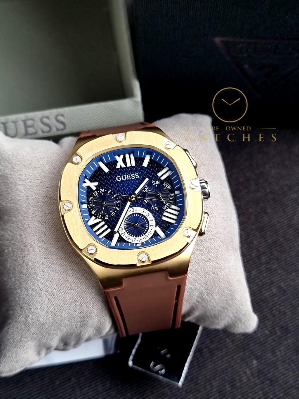 Guess Men’s Quartz Brown Silicone Strap Blue Dial 42mm Watch GW0571G5
